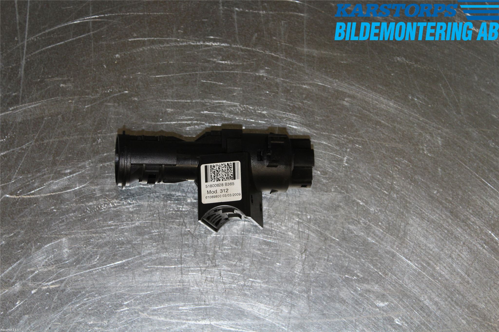 Ford KA 09-16 Rattlåskontaktdon