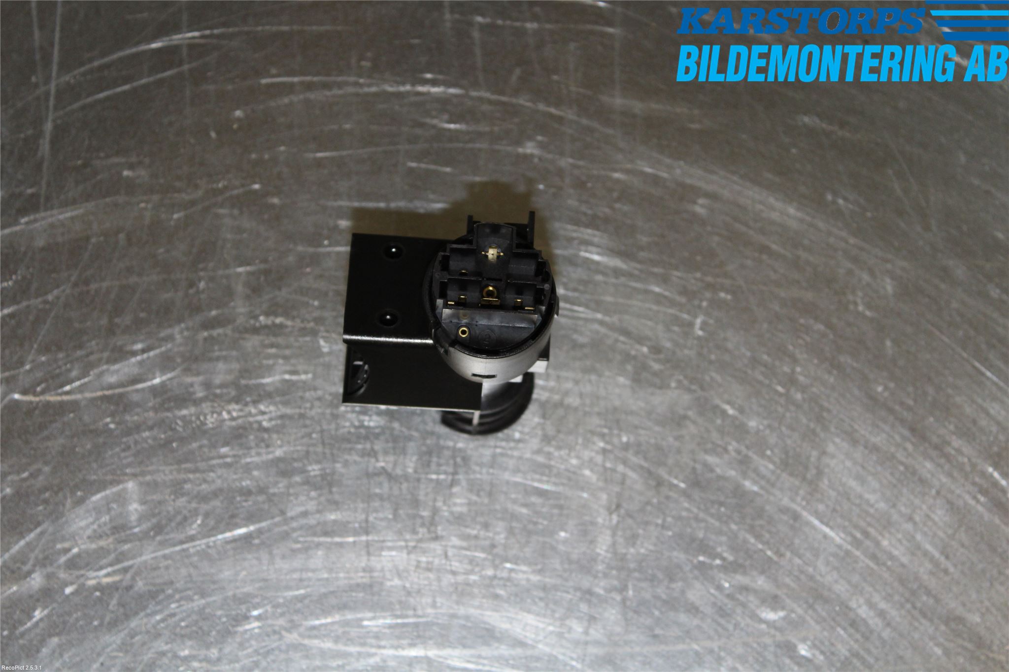 Ford KA 09-16 Rattlåskontaktdon