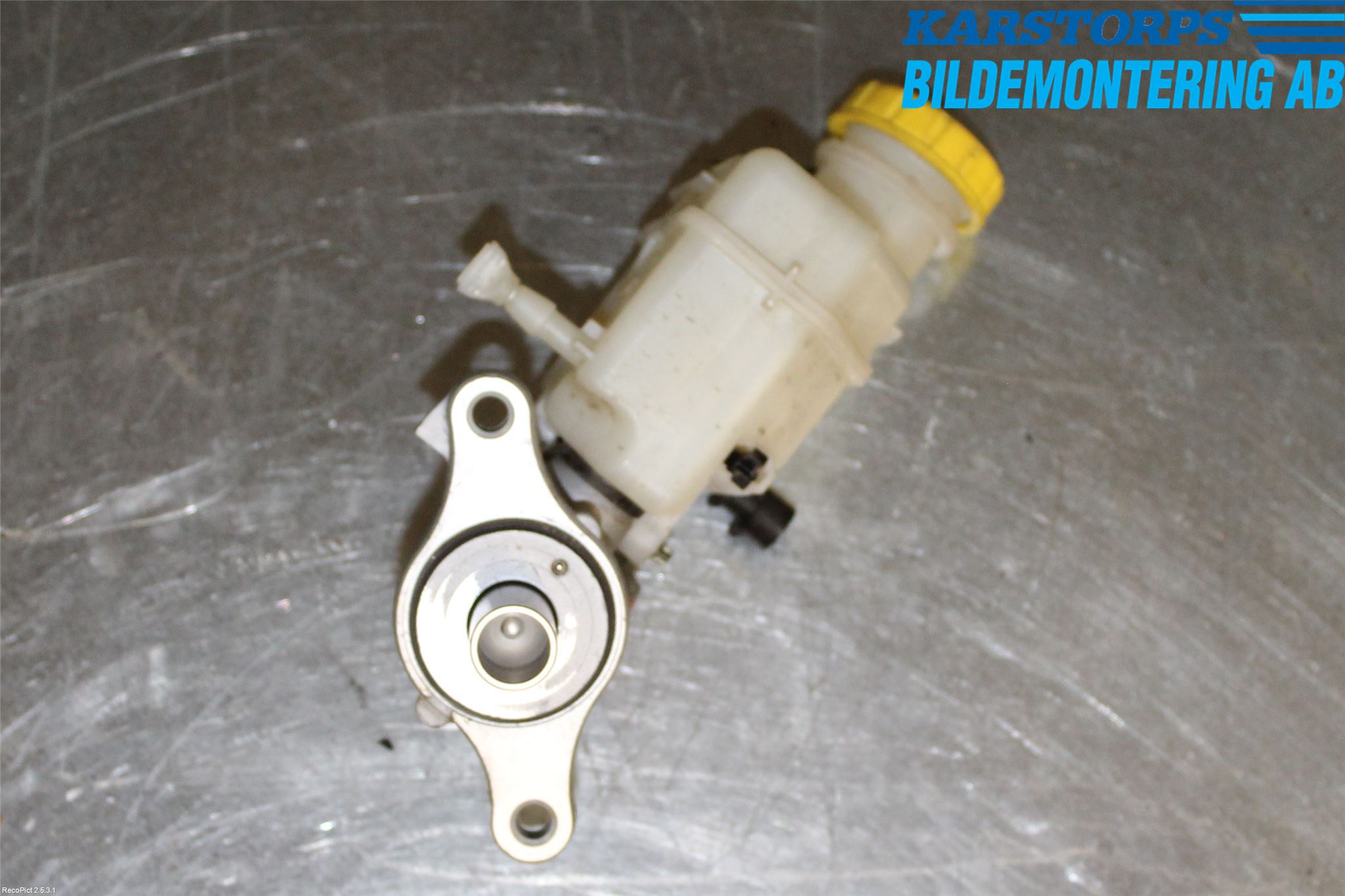 Ford KA 09-16 Broms Huvudcylinder