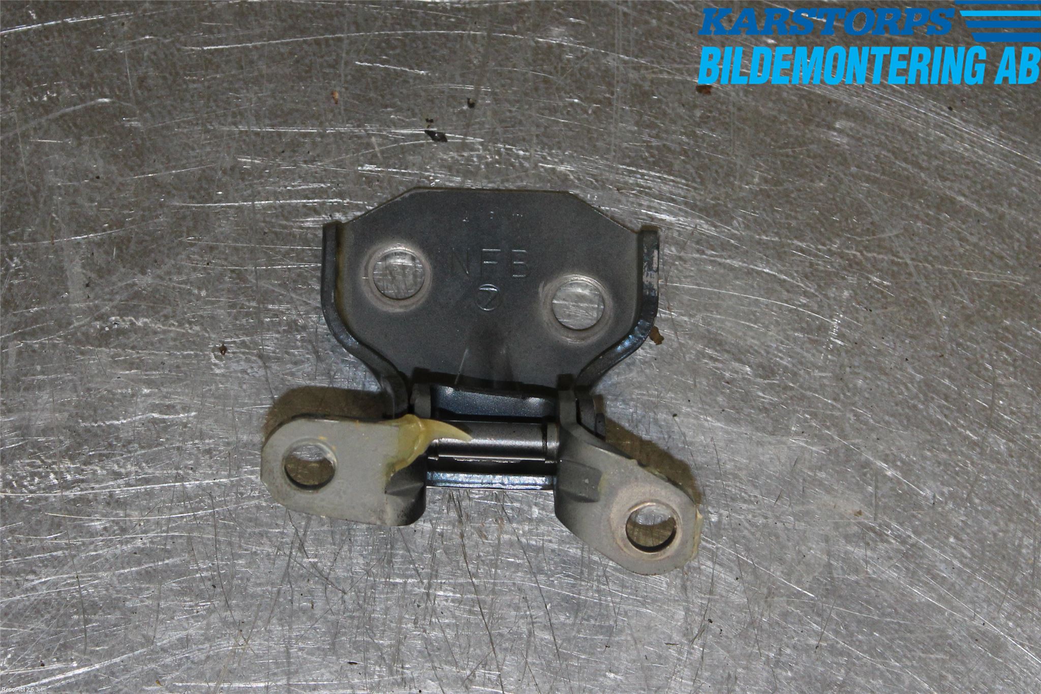 Subaru LEGACY    04-06 Dörrgångjärn