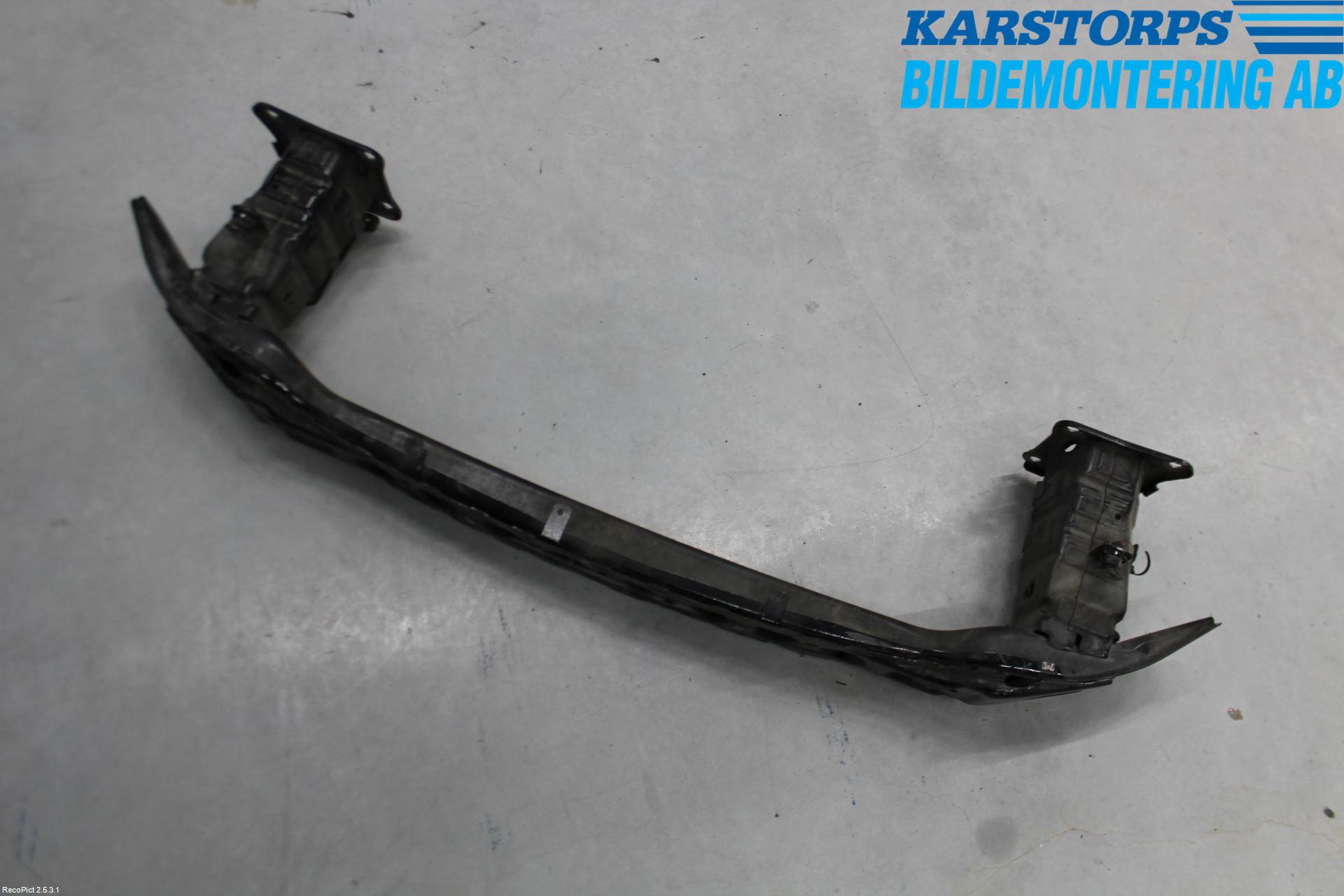 Ford KUGA 13-16 Stötfångarbalk Fram