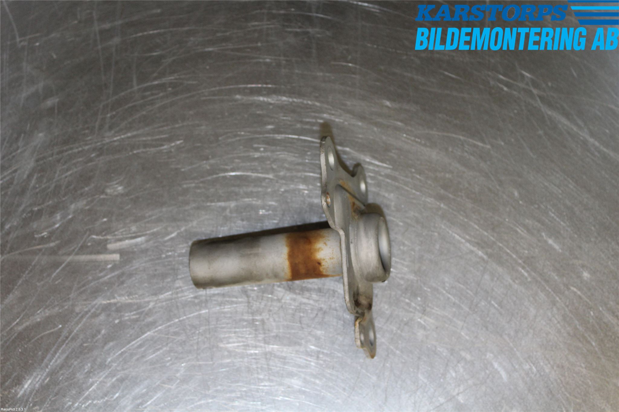 Audi A3/S3     96-03 Stötfångarbärjärn Fram