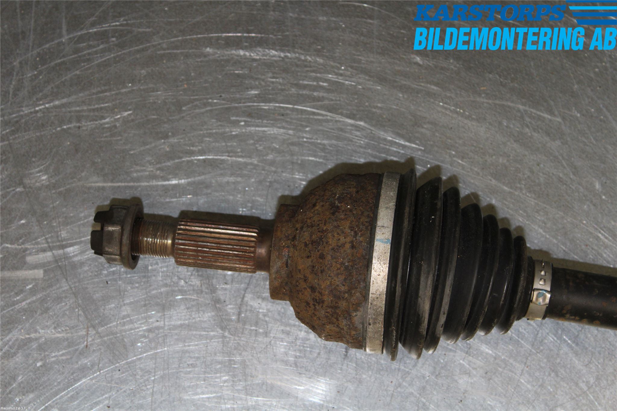 Renault TRAFIC   02-14 Drivaxel Fram Höger