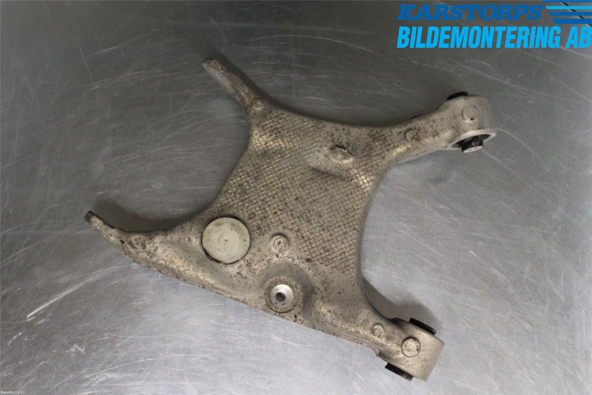 BMW 5 E60/61 Sed/Tou 02-10 Bärarm Bak Vänster