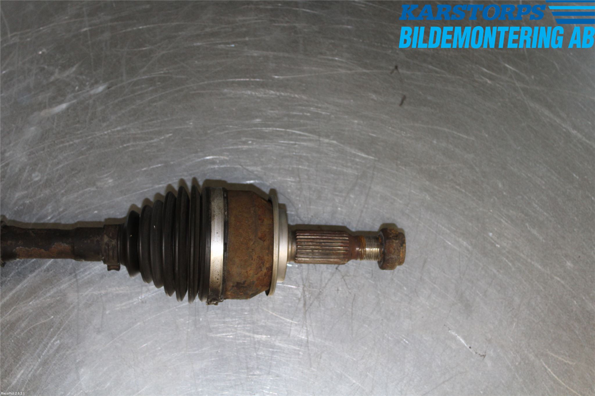 Mitsubishi GRANDIS Drivaxel Fram Vänster