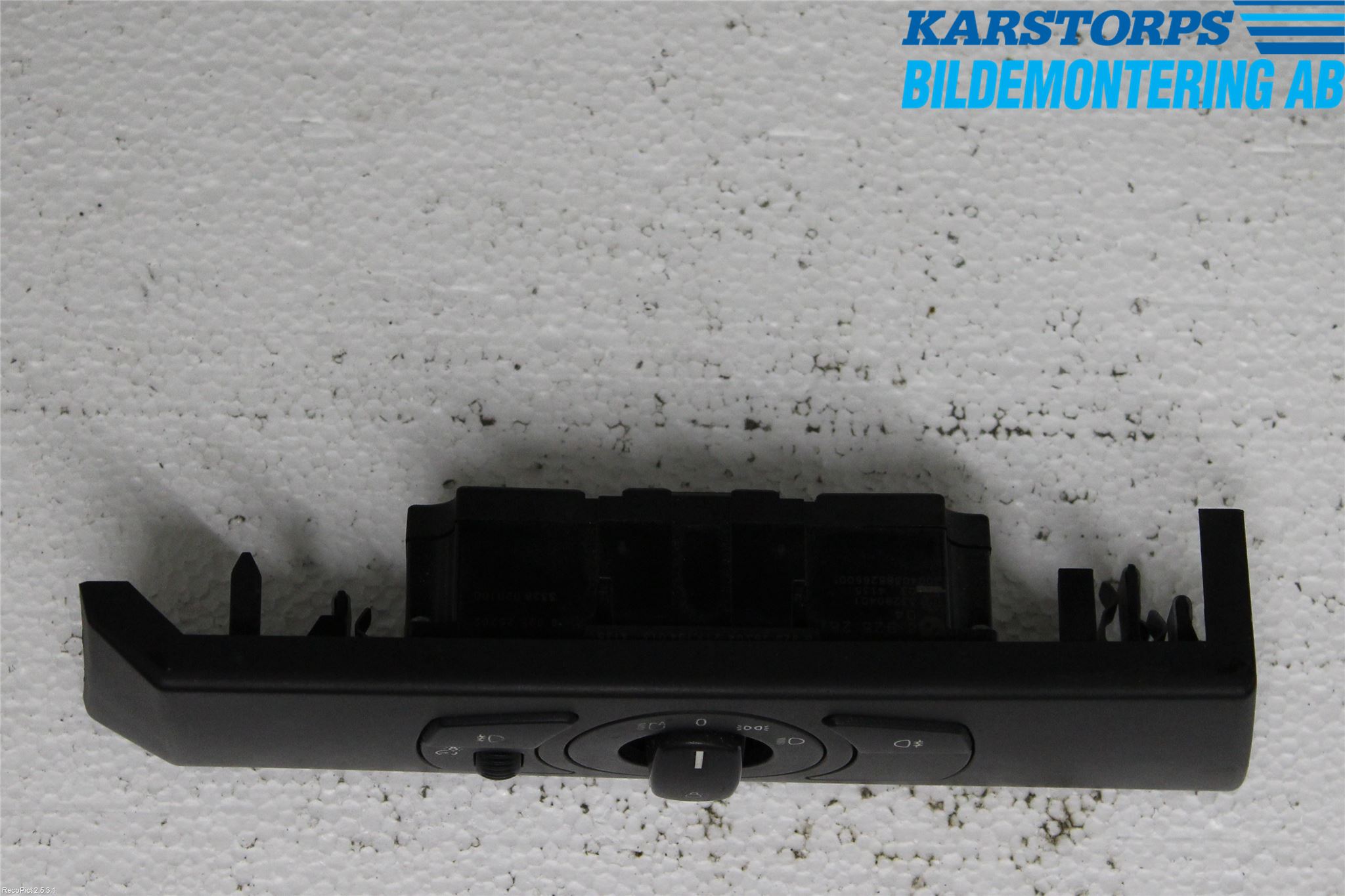 BMW 5 E60/61 Sed/Tou 02-10 Strömställare Ljus