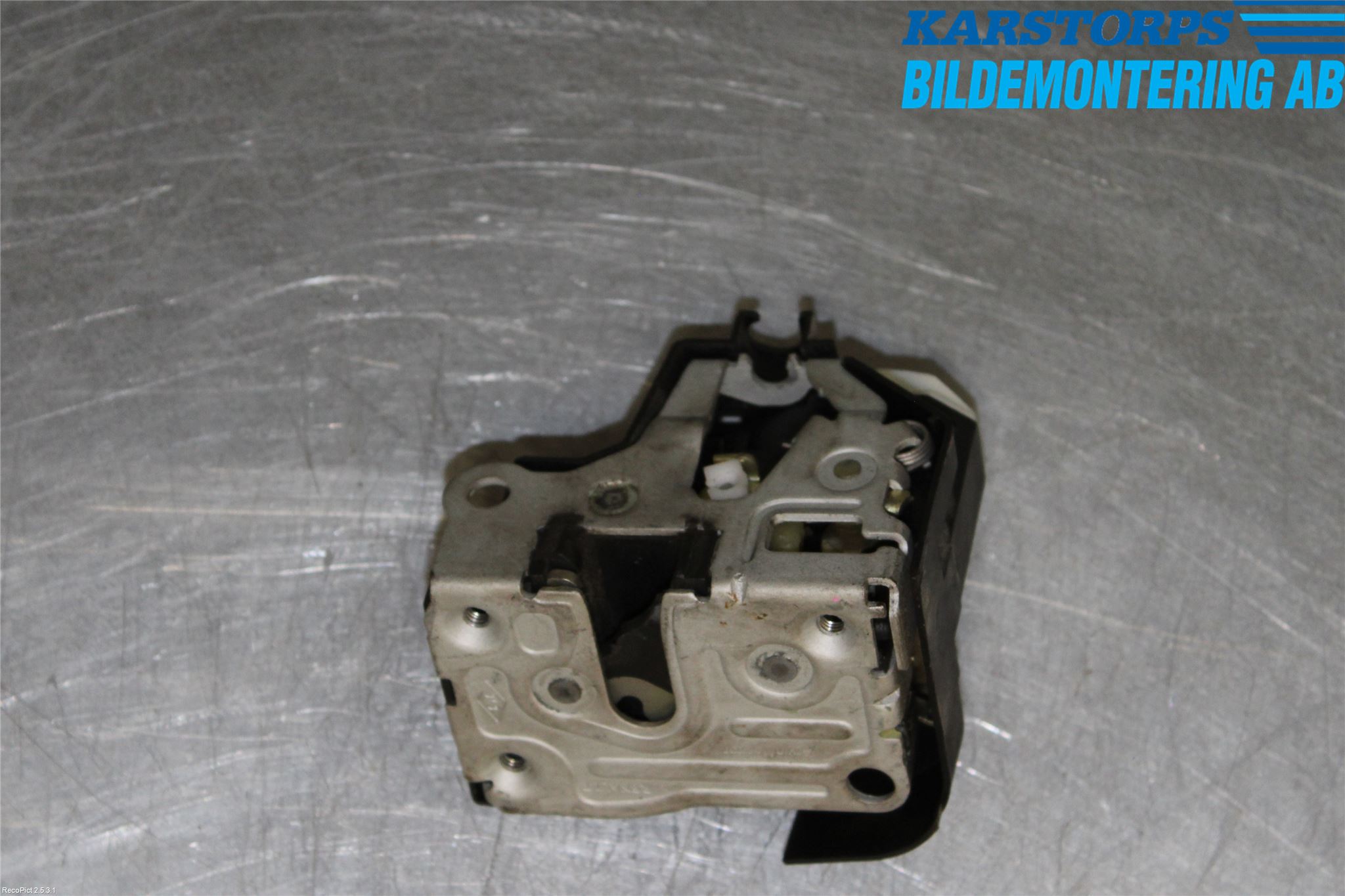 Renault CLIO II 01-08 Låskista-Dörrlås