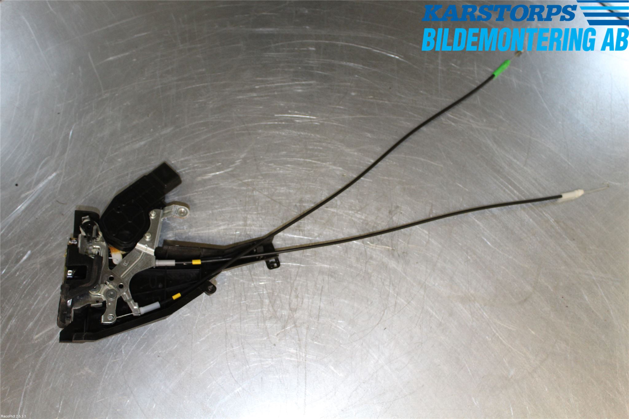 Toyota COROLLA 02-07 Låskista-Dörrlås