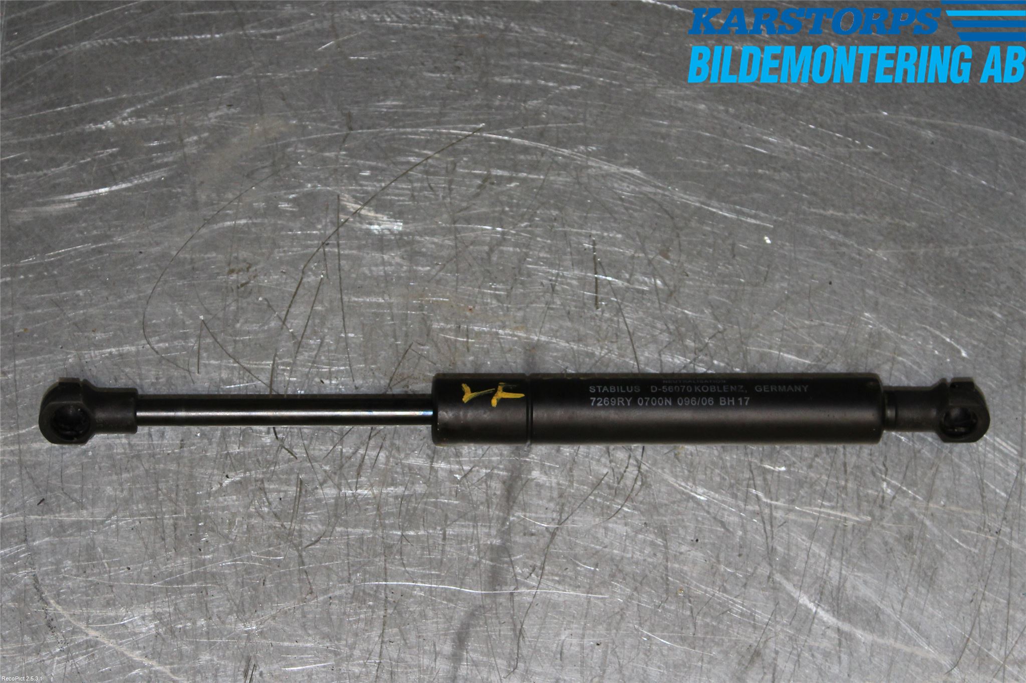 Volvo S60 05-10 Gasfjäder Motorhuv