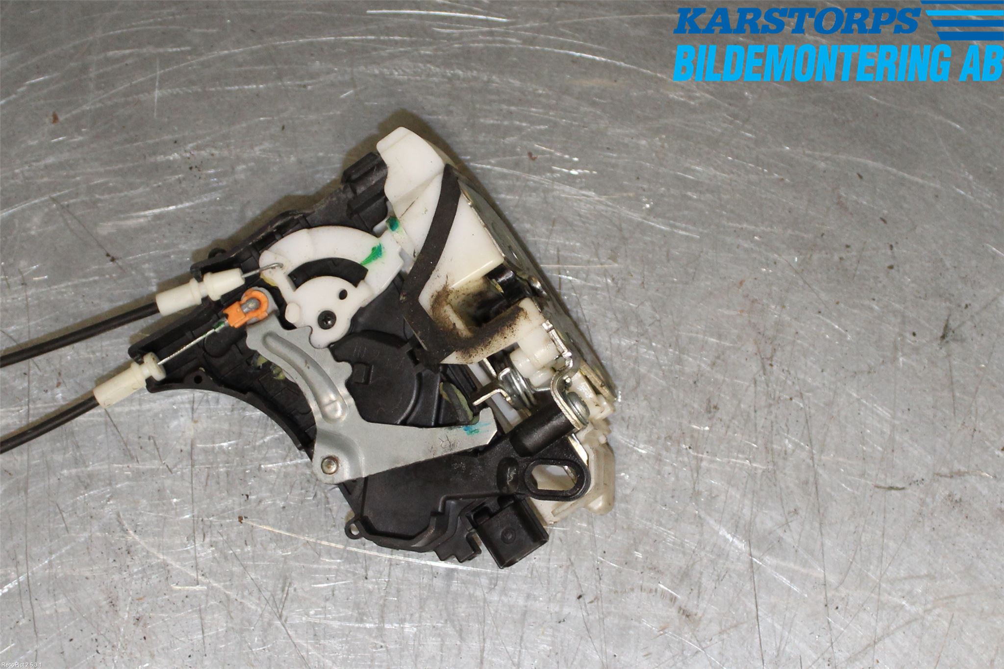 Mitsubishi L200 06-15 Låskista-Dörrlås