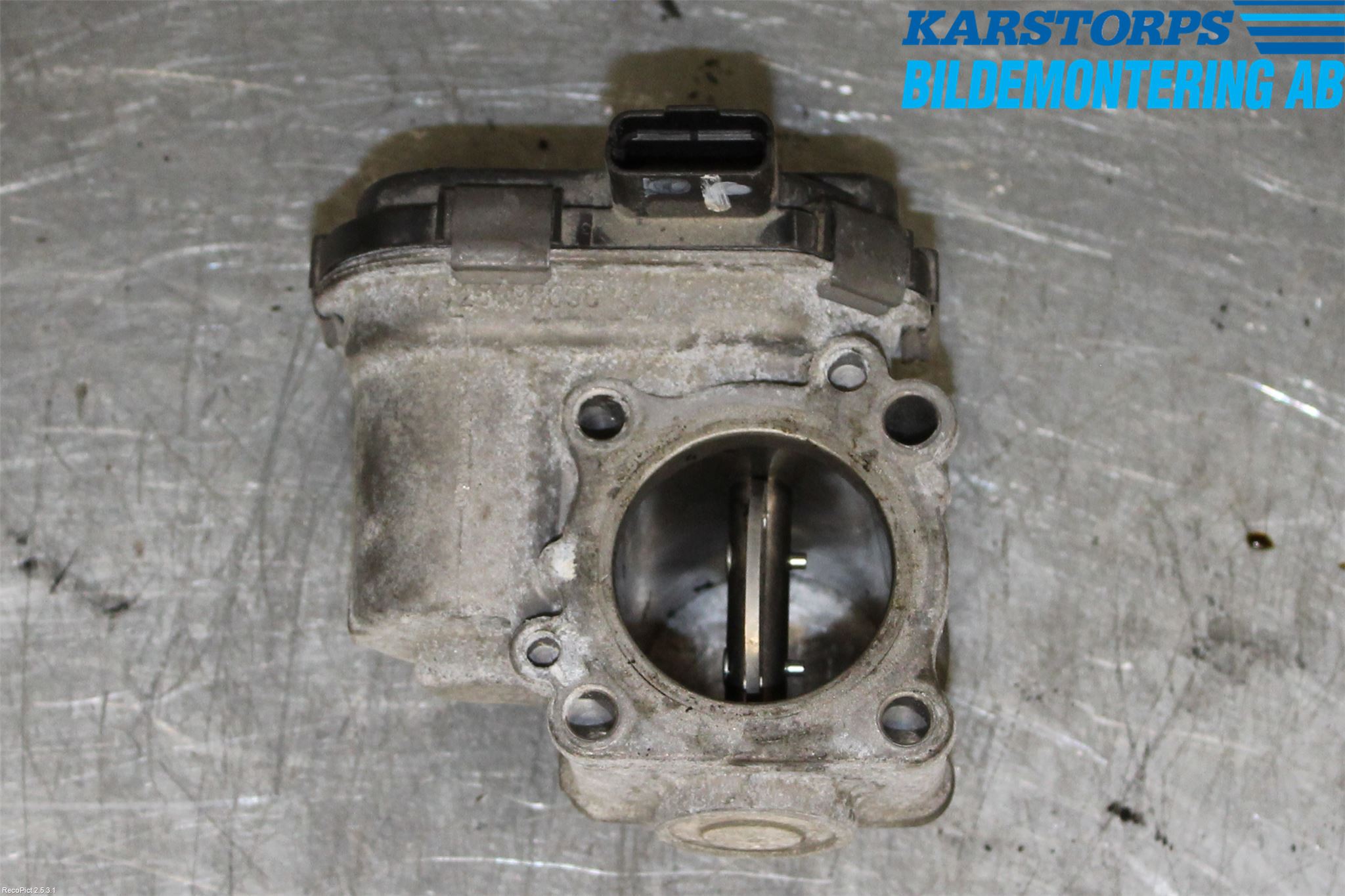 Volvo V60 11-13 Injspjällhus