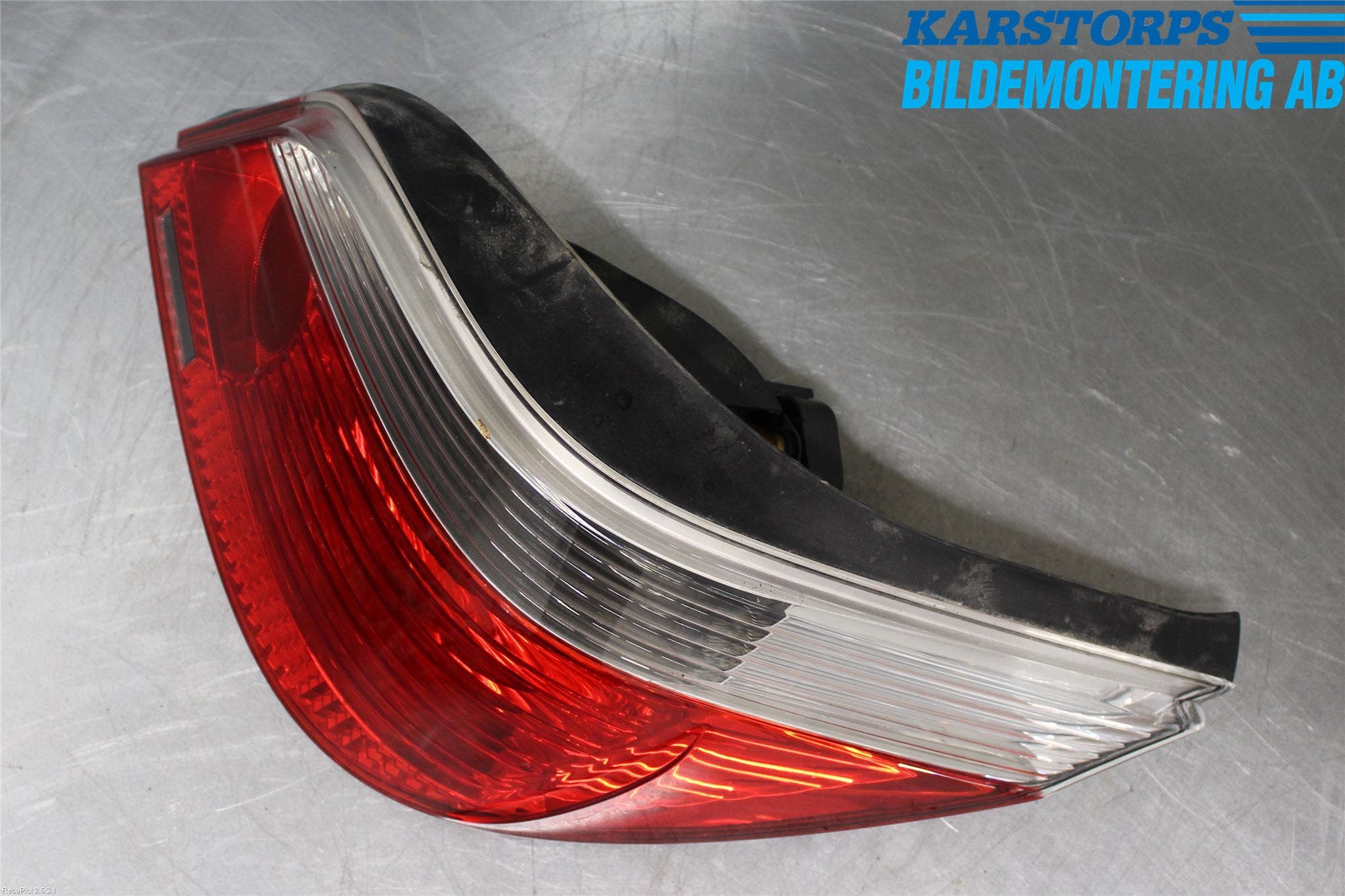 BMW 5 E60/61 Sed/Tou 02-10 Bakljus Höger