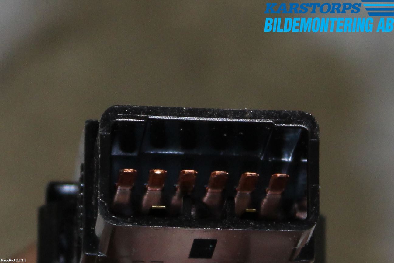 Hyundai SANTA FE  00-06 Strömställare Varnings