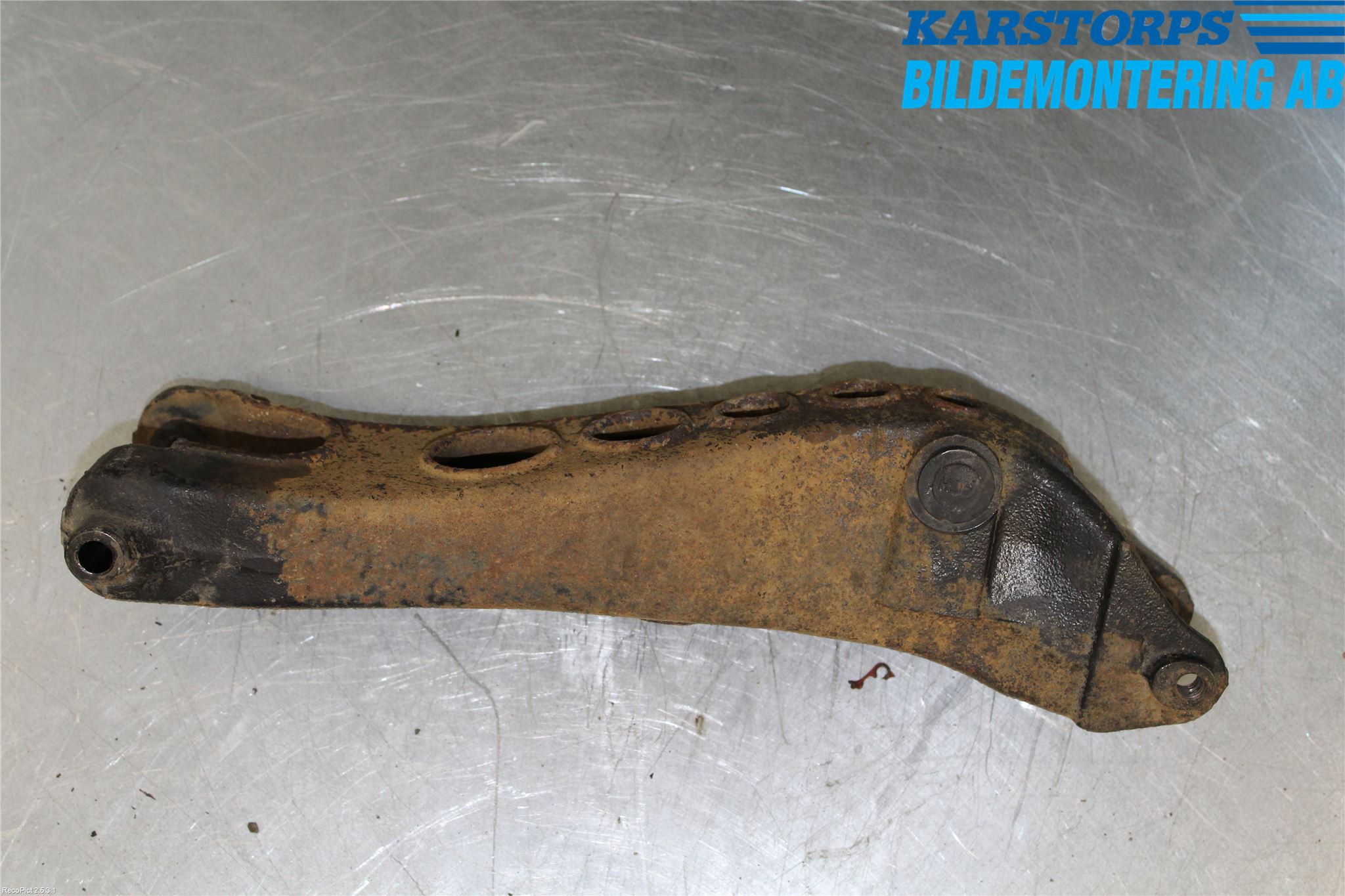 Volvo XC70 05-07 Bärarm Bak Vänster