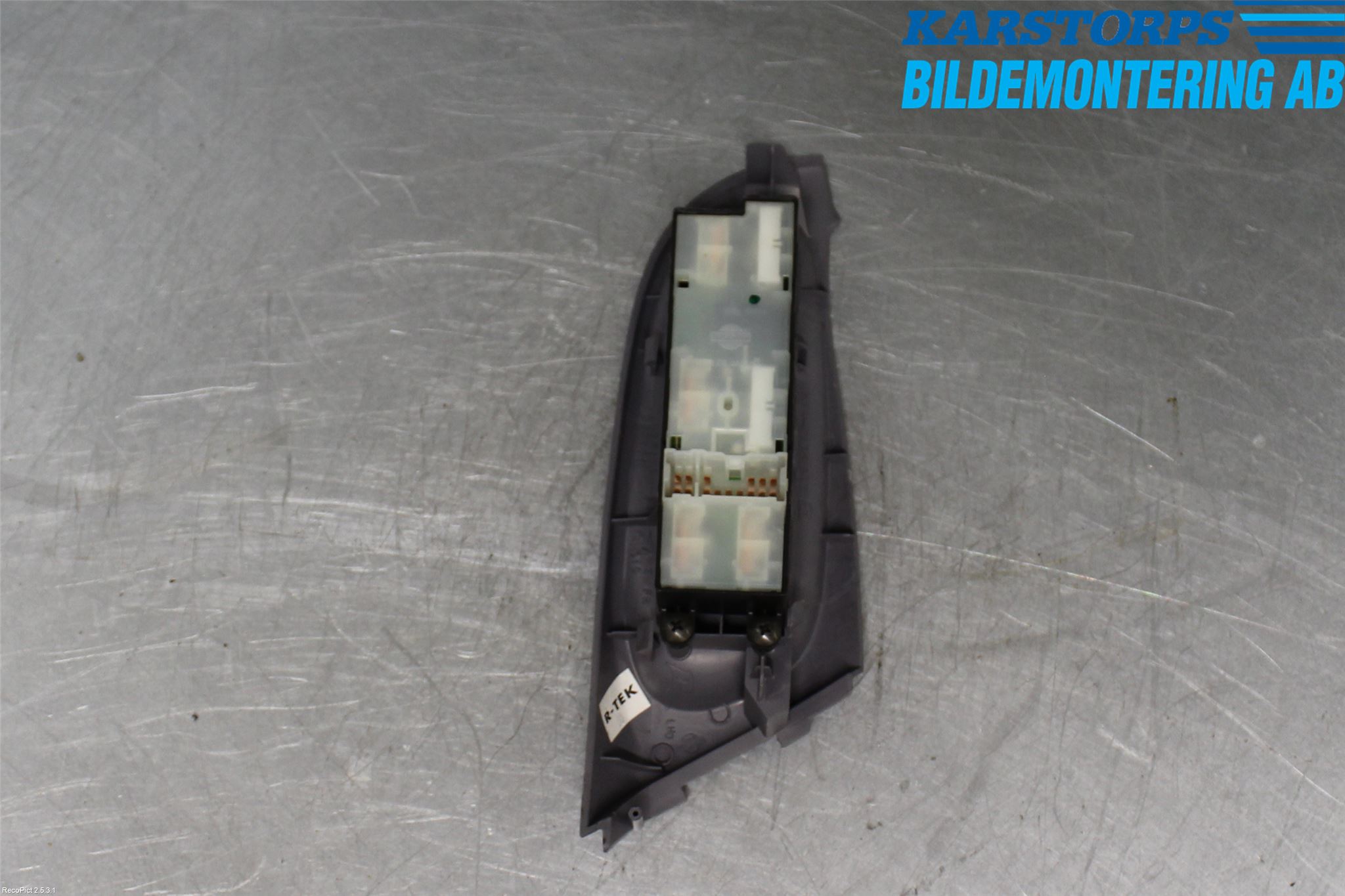 Nissan ALMERA    00-06 Strömställare Elhiss