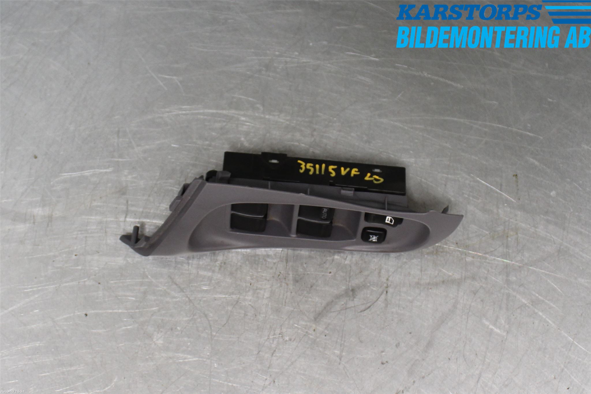 Nissan ALMERA    00-06 Strömställare Elhiss