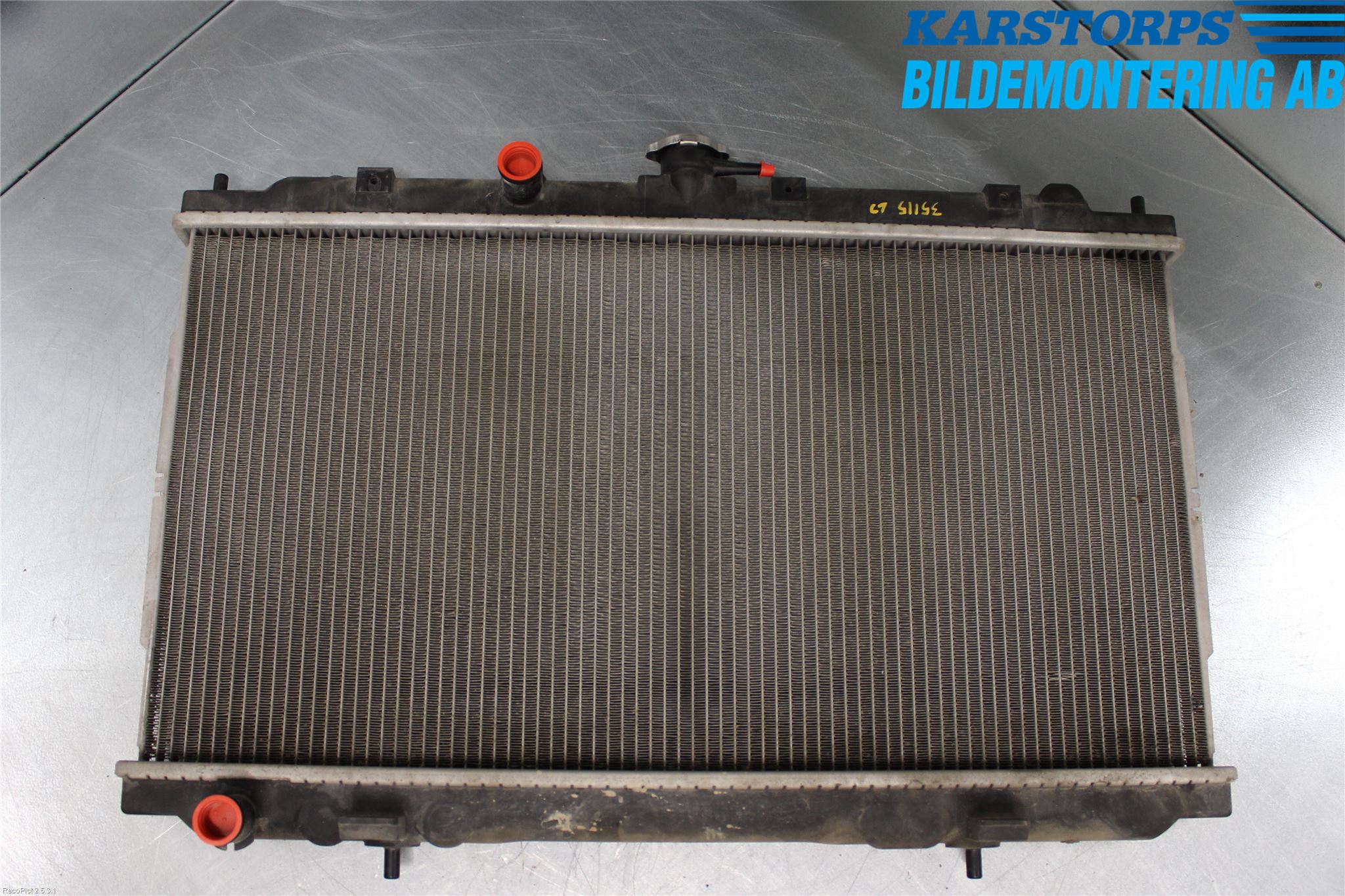 Nissan ALMERA    00-06 Kylare Man