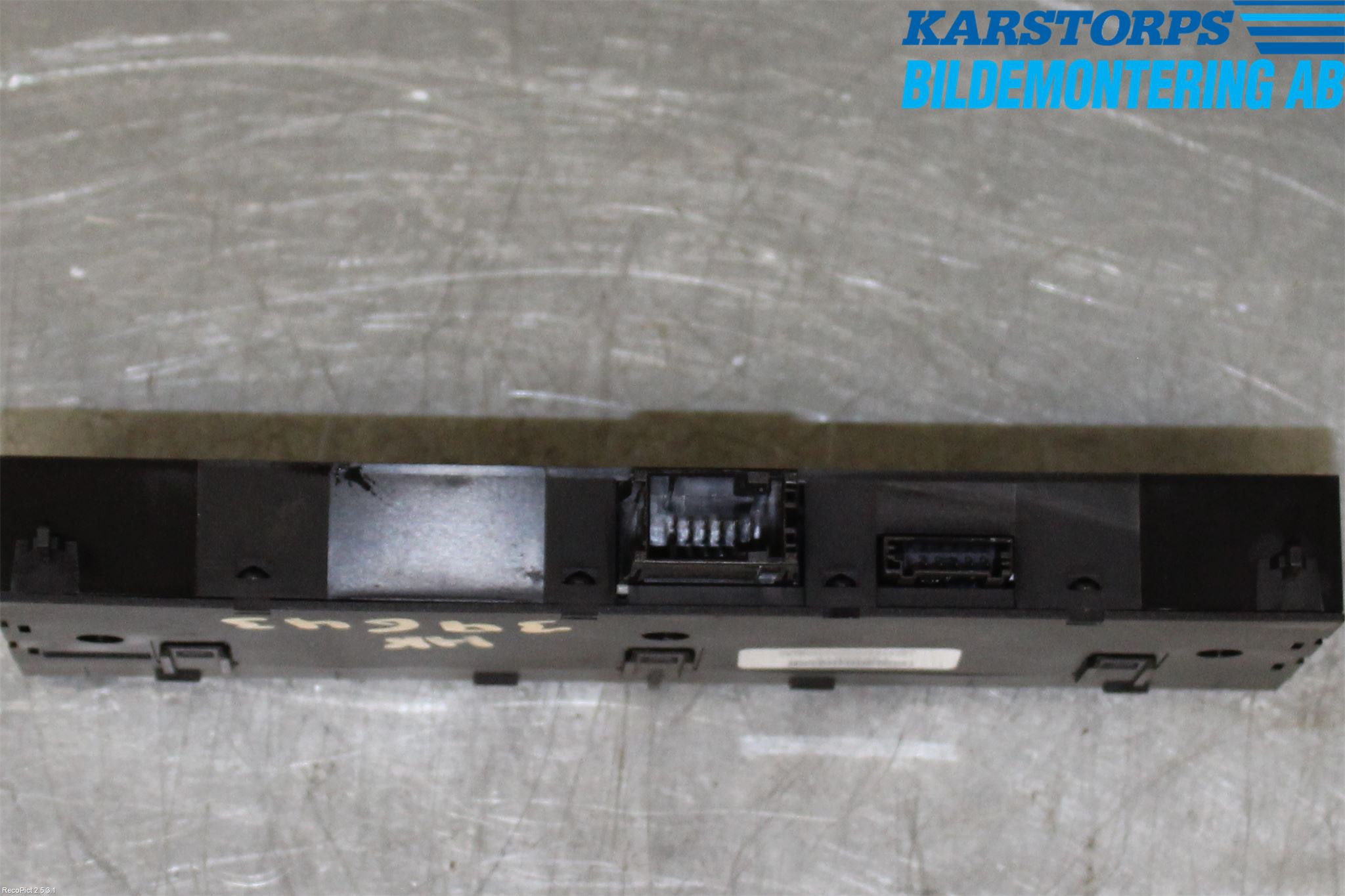 BMW 5 E60/61 Sed/Tou 02-10 Strömställare Stolvärme