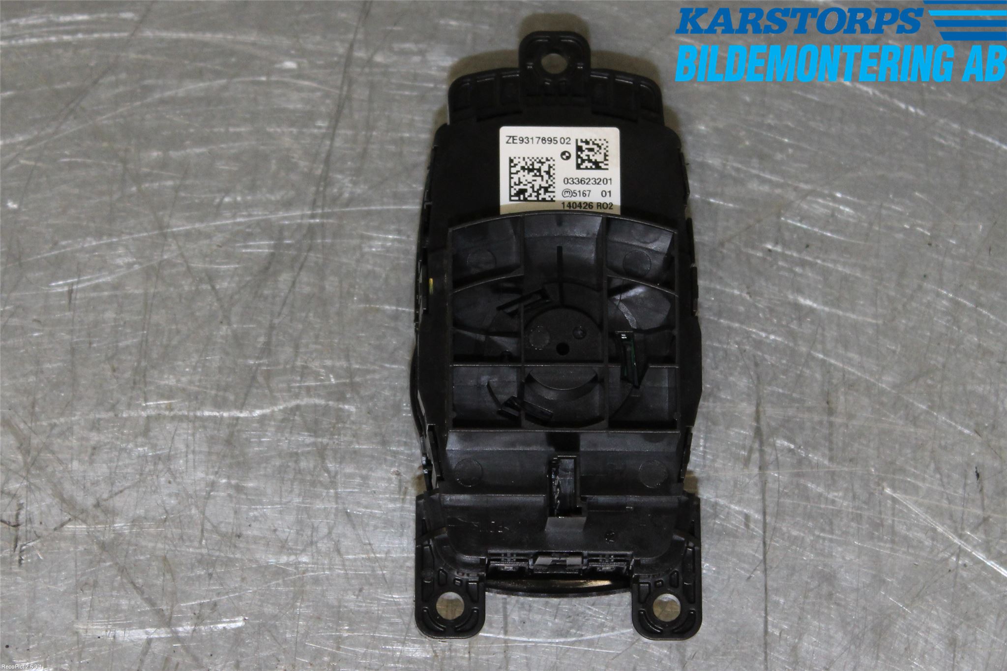 BMW 3 F30/F31/F80 12-19 Strömställare Färddator