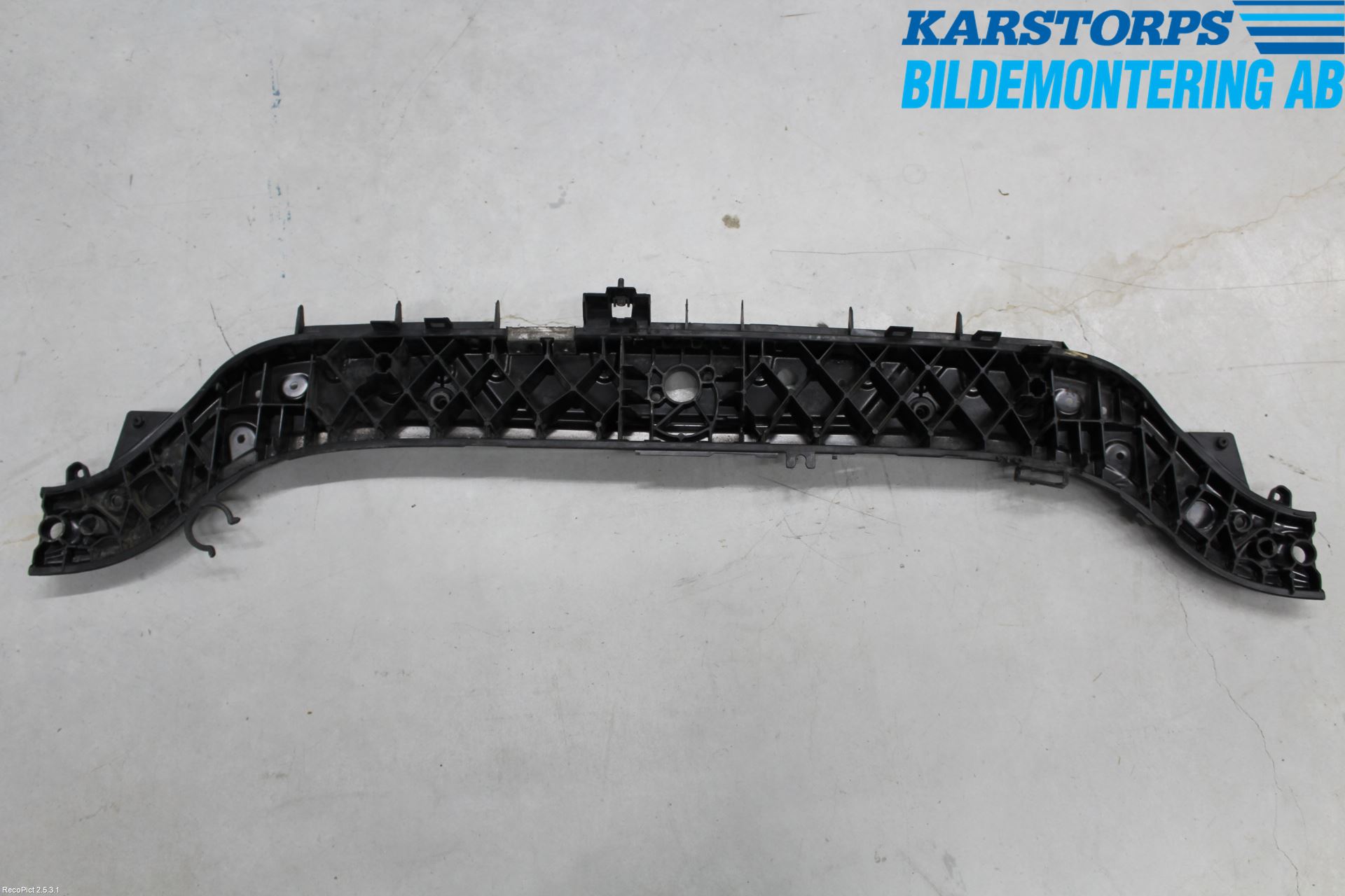 Renault MÉGANE II  03-05 Front Huvlåsplåt-Balk