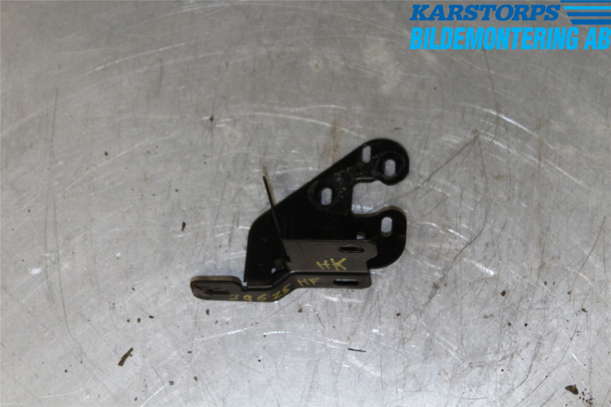 Volvo S70/V70/XC  97-00 Huvlås