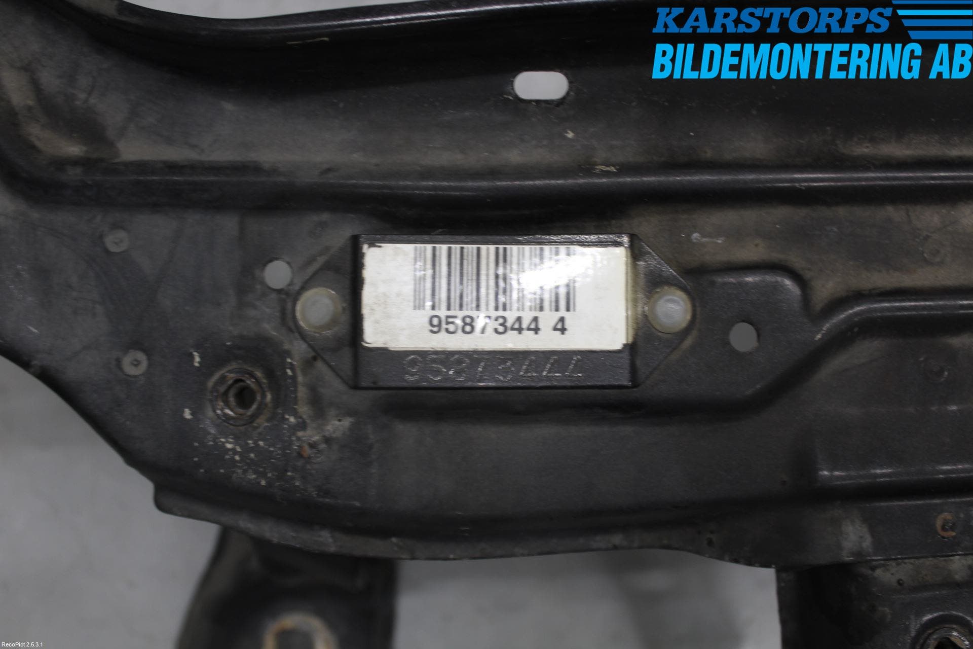 Alfa 147 Front Huvlåsplåt-Balk