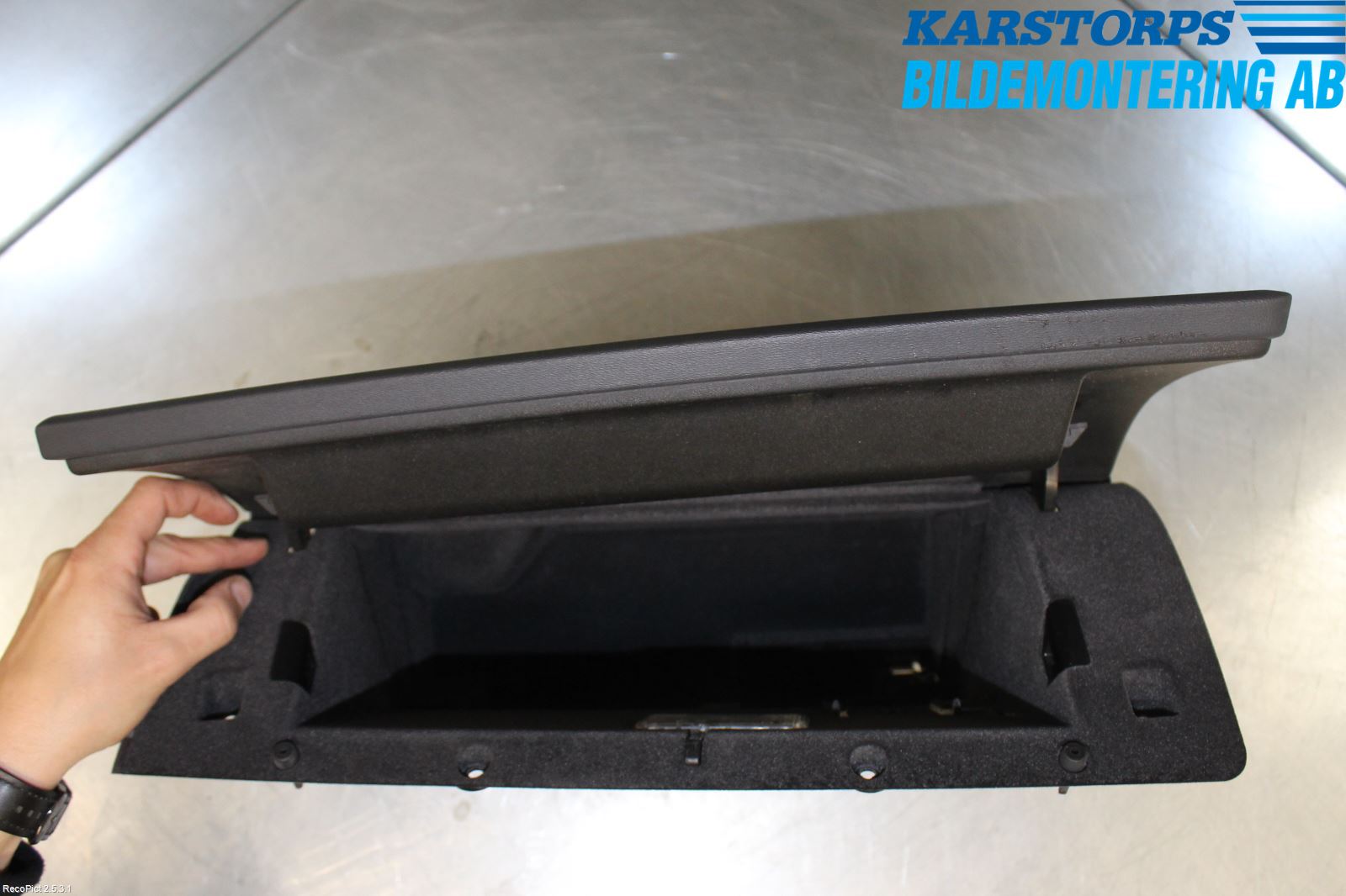 Volvo S80 07-13 Handskfack