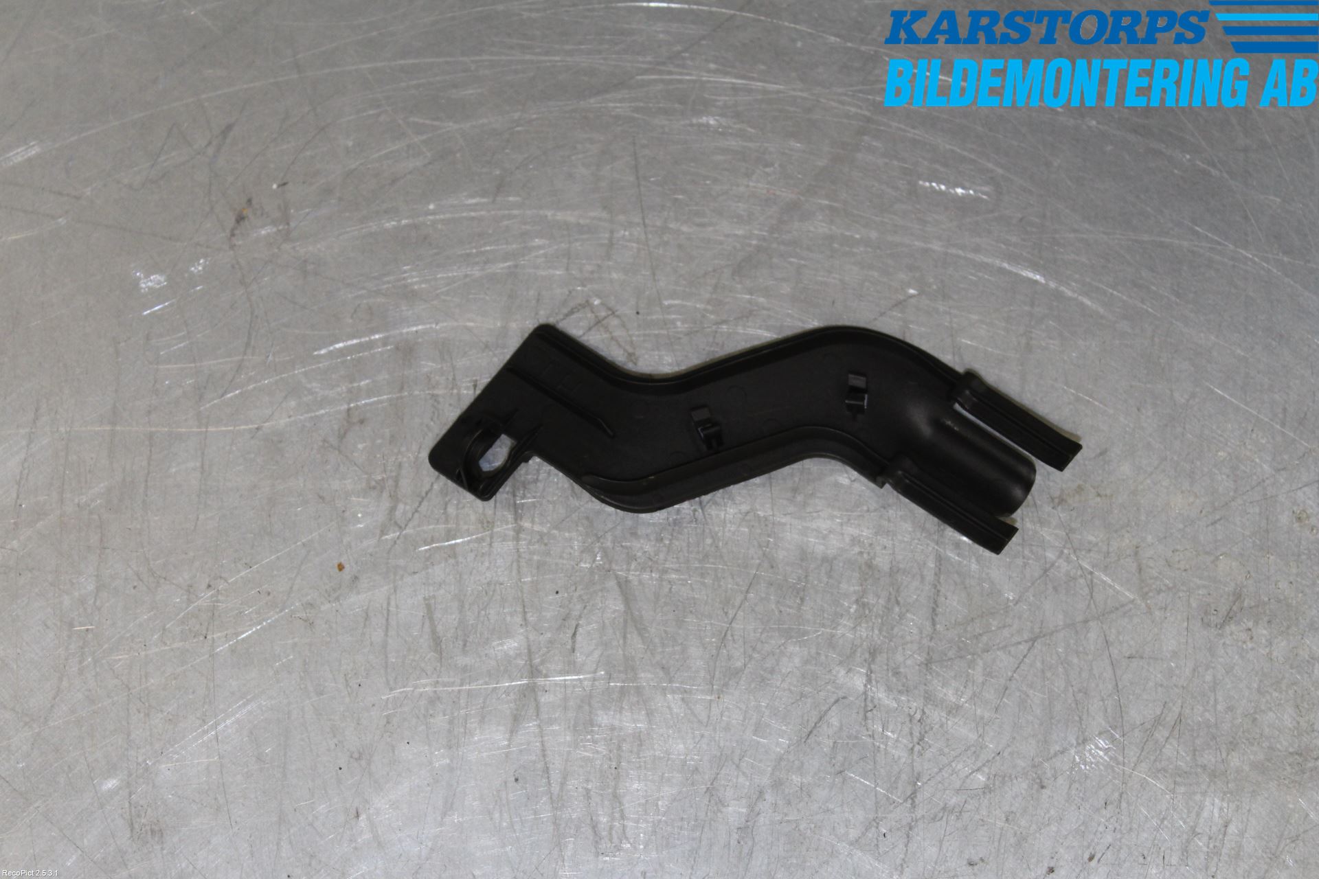 Volvo XC60 14-17 Huvlås Wire-Spak