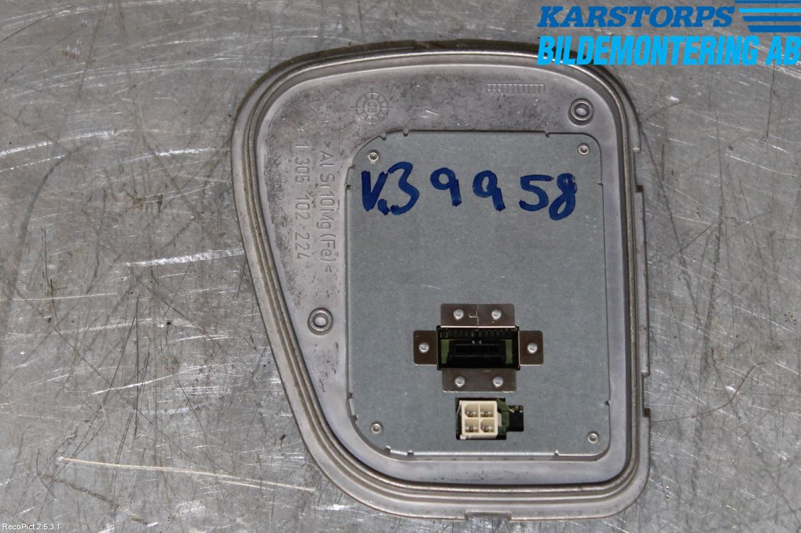 Volvo V50 08-12 Styrenhet Strålkastare