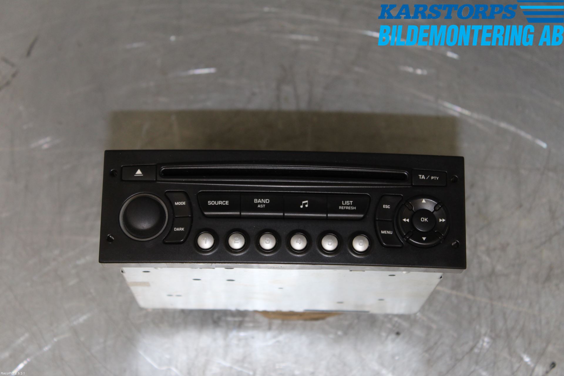 Citroen C4 I   05-10 Cd Radio - Multimediapanel