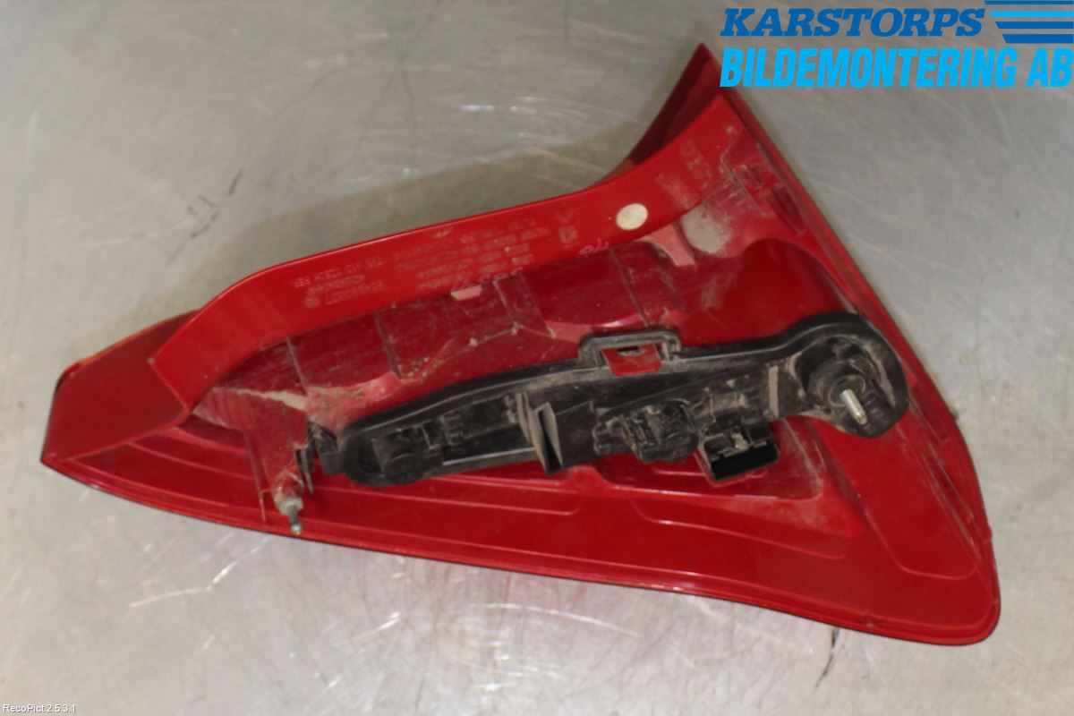 Citroen C4 I   05-10 Bakljus Höger