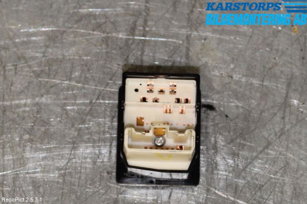 Mitsubishi L200 06-15 Strömställare Spegel