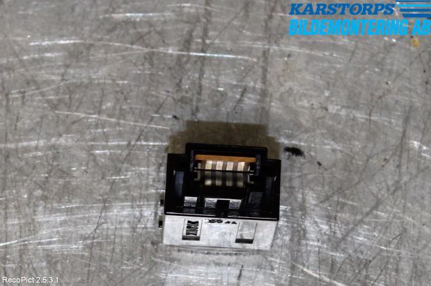 Mitsubishi L200 06-15 Strömställare Antisladd