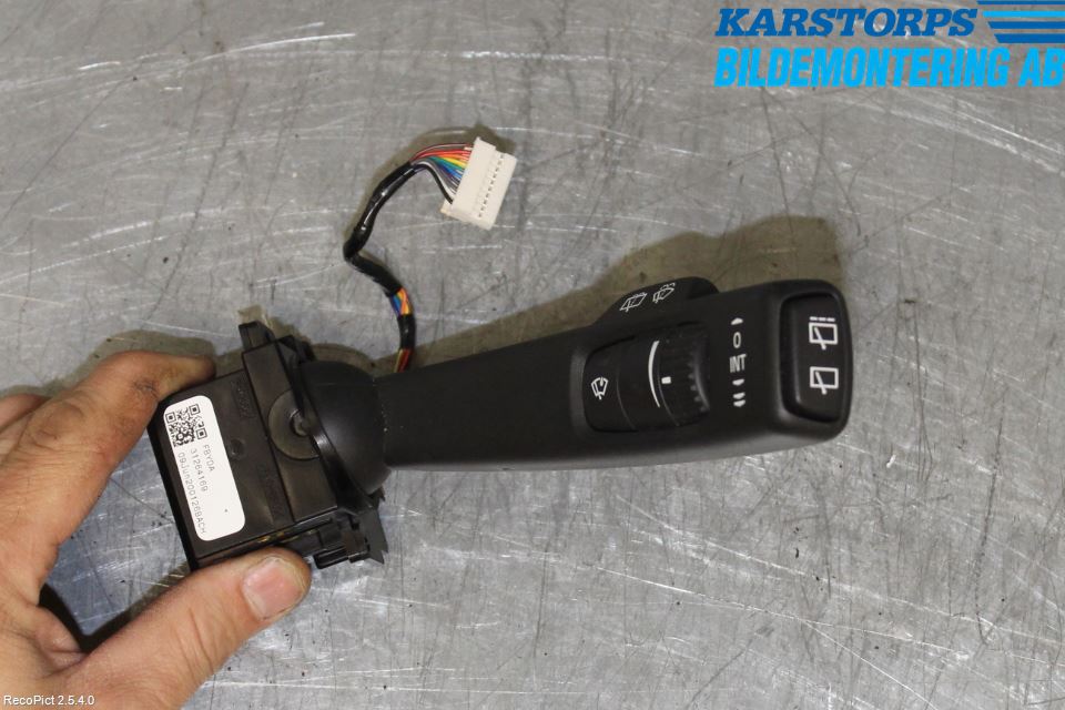 Volvo V70 08-13 Spak Torkar-Spolomk