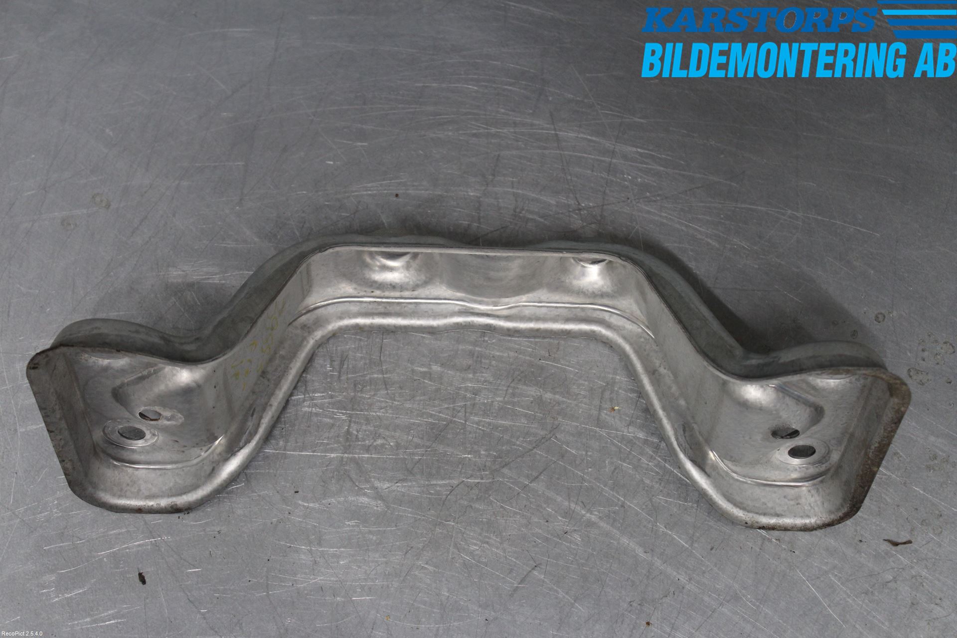 Volvo XC60 14-17 Mellanaxel Balk