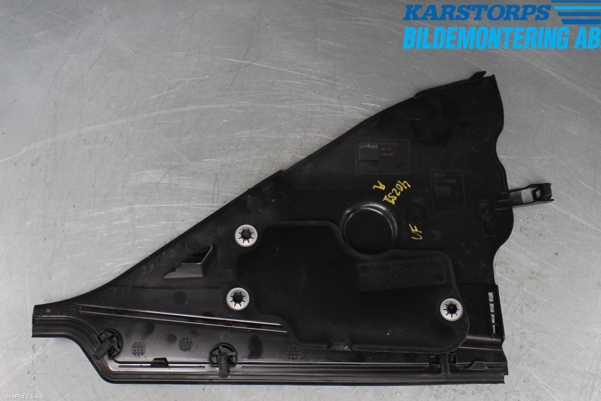 BMW 1 F20/F21 11-19 Torpedplåt-Torpedplast