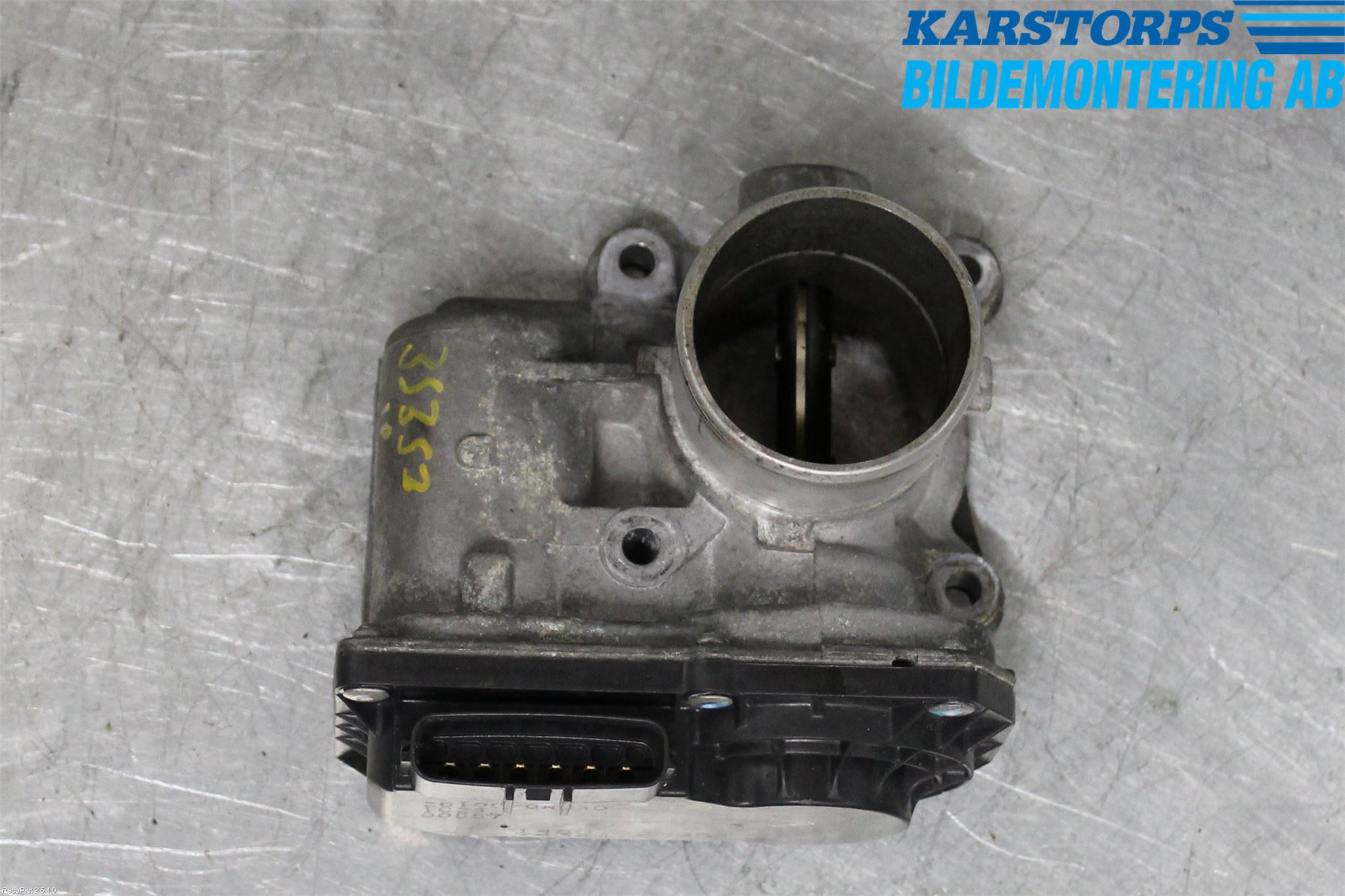 Toyota AURIS 10-12 Injspjällhus