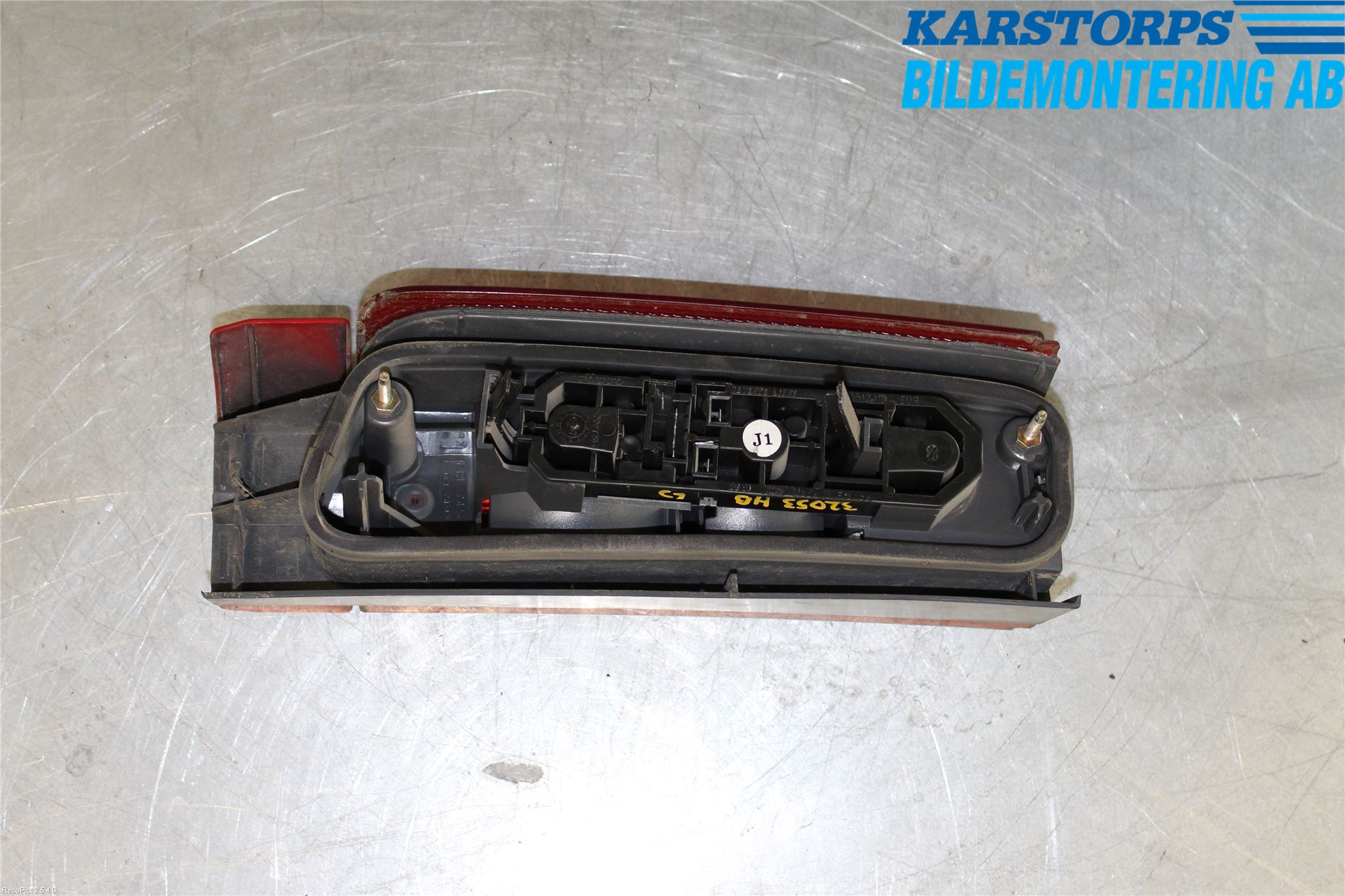 Volvo S70/V70/XC  97-00 Bakljus Höger