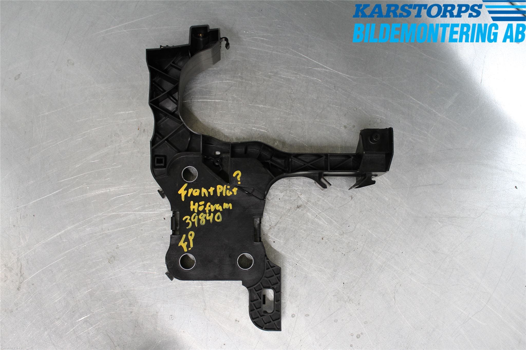 Renault MÉGANE II  03-05 Frontplåt Undre