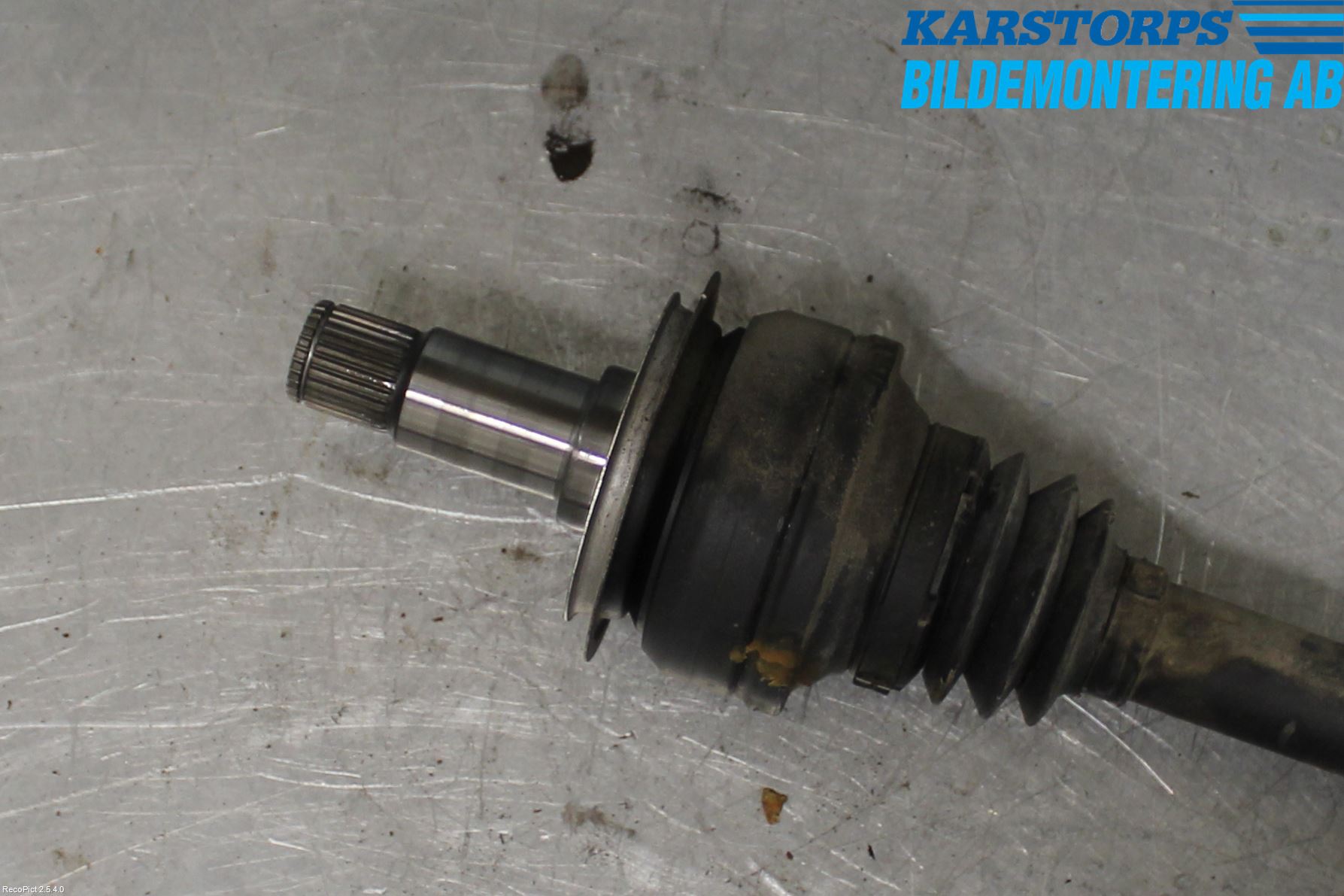 Mercedes-Benz MB C-KLASS (W205) 14-21 Drivaxel Bak Höger