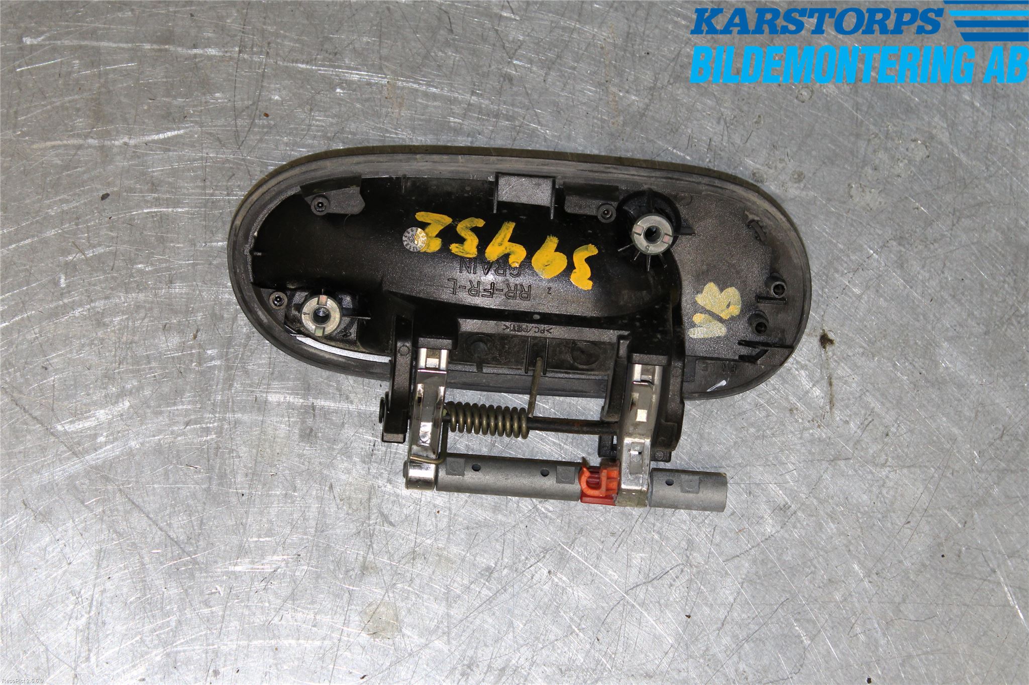 Nissan ALMERA    00-06 Dörrhandtag Yttre Vä