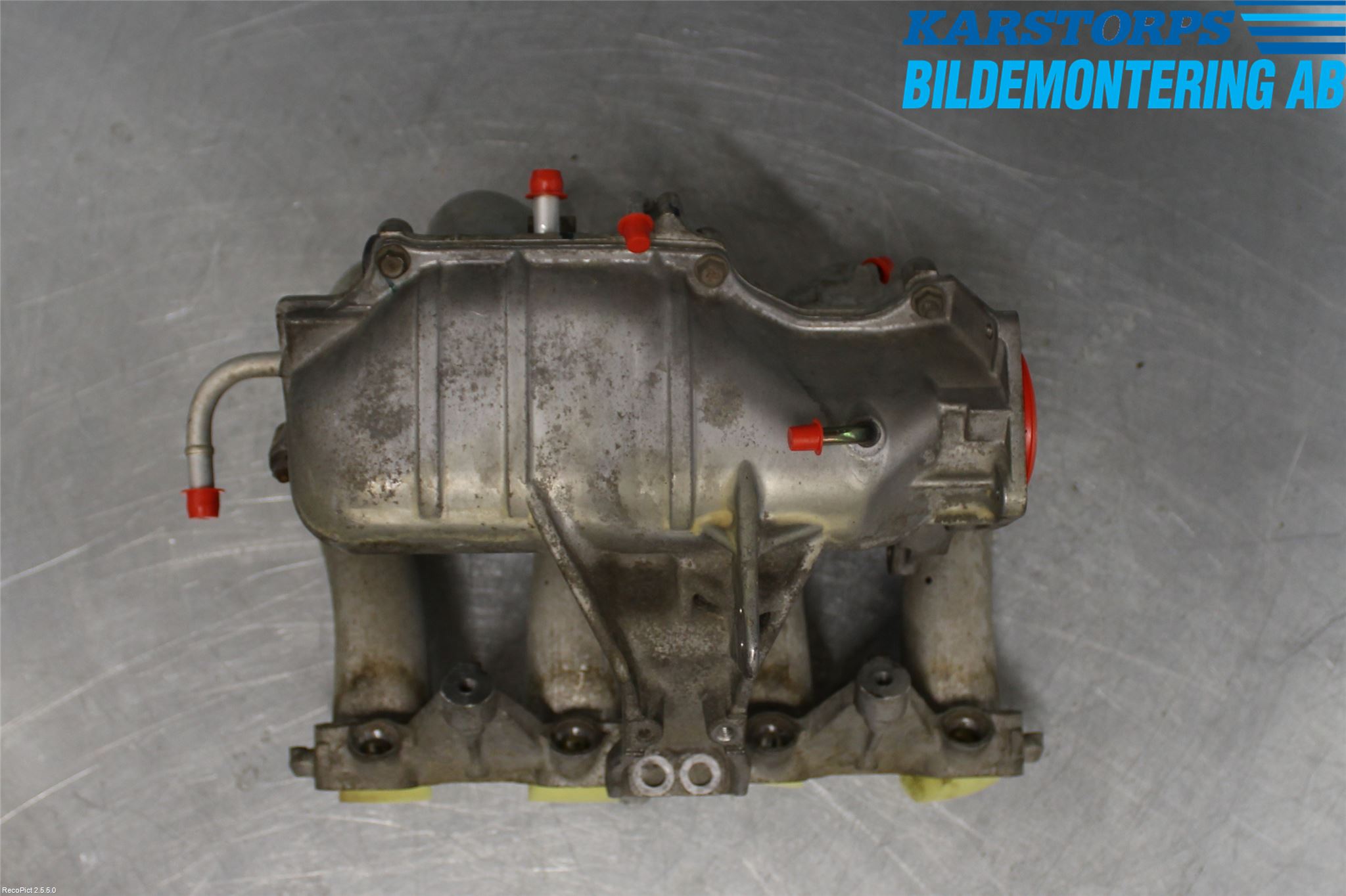 Nissan ALMERA    00-06 Grenrör Insug