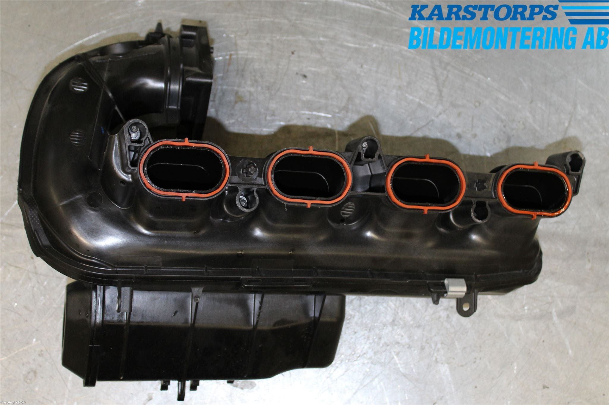 Mercedes-Benz MB C-KLASS (W205) 14-21 Grenrör Insug