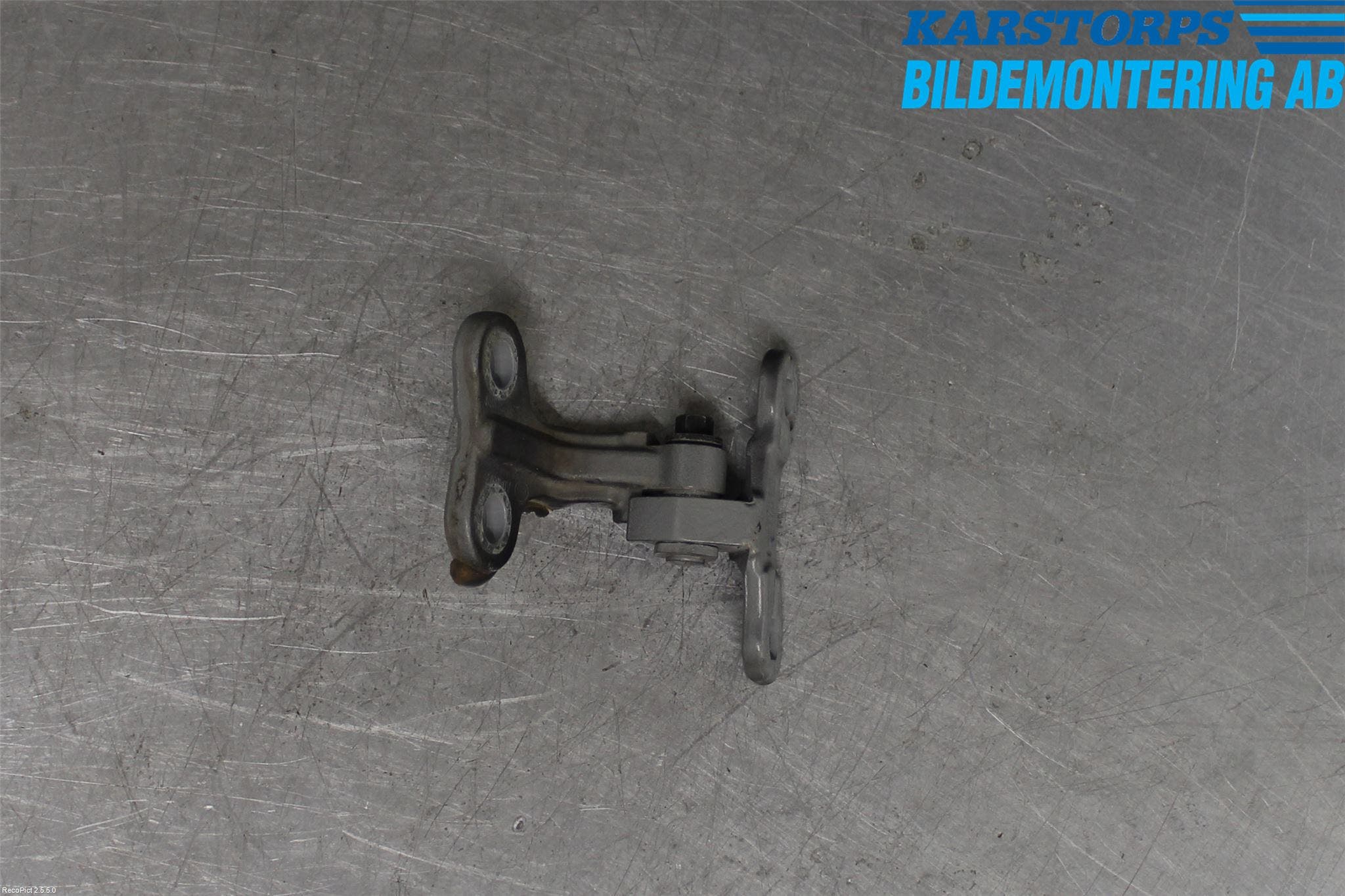 Volvo V50 08-12 Dörrgångjärn