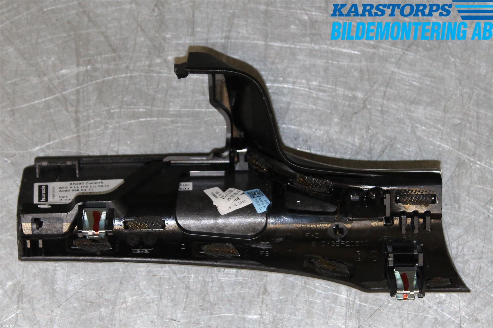 Mercedes-Benz MB C-KLASS (W205) 14-21 Instrumentbräda Inlägg-Dekorlist