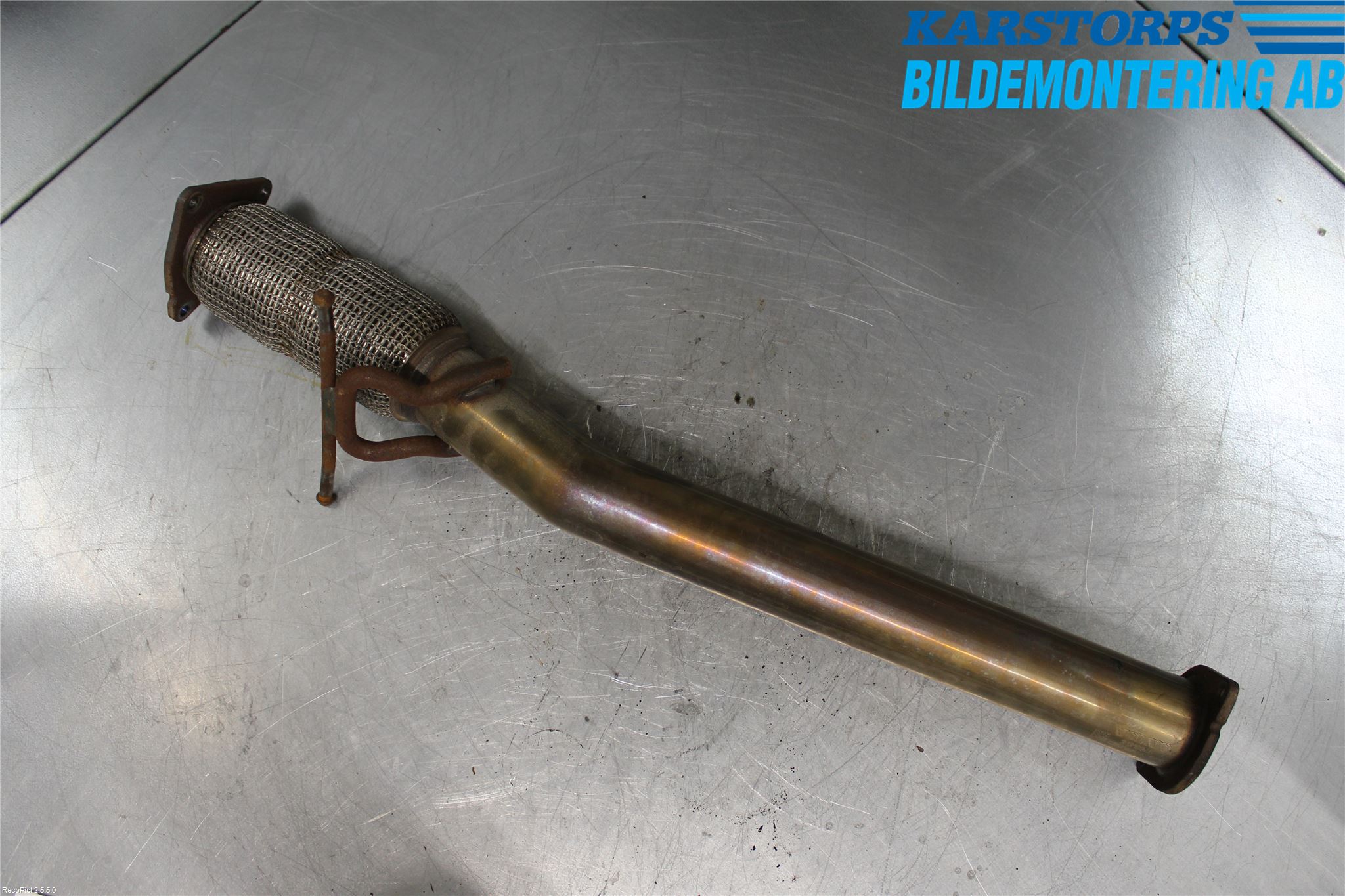 Volvo V60 14-18 Avgas Främre Rör