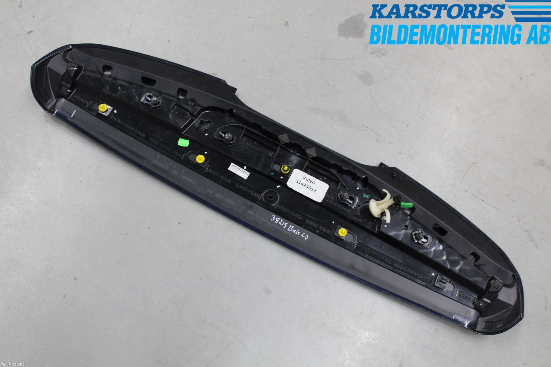 Volvo V60 14-18 Spoiler Baklucka