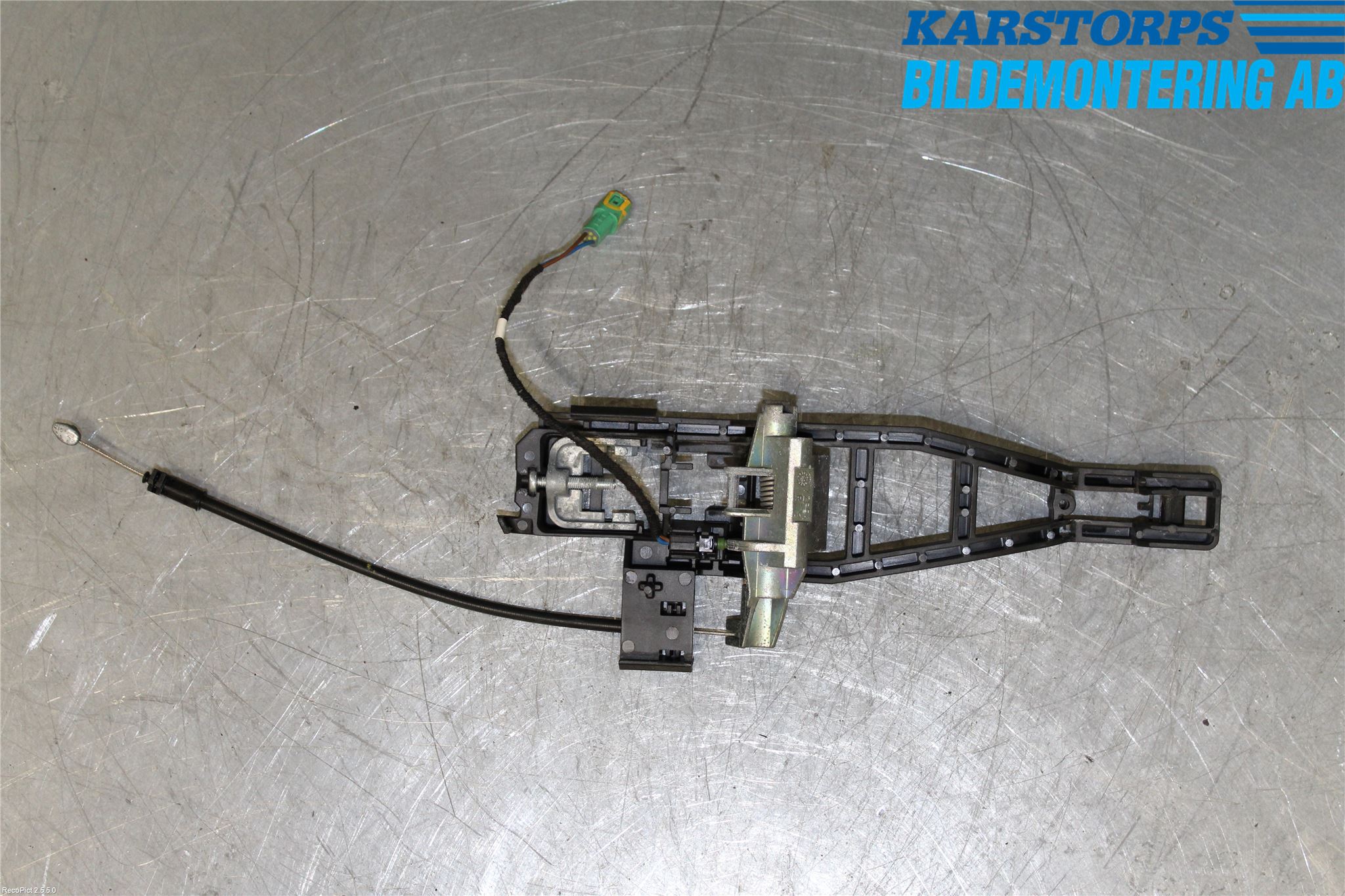 Ford KUGA 08-12 Dörrhandtag Yttre Hö