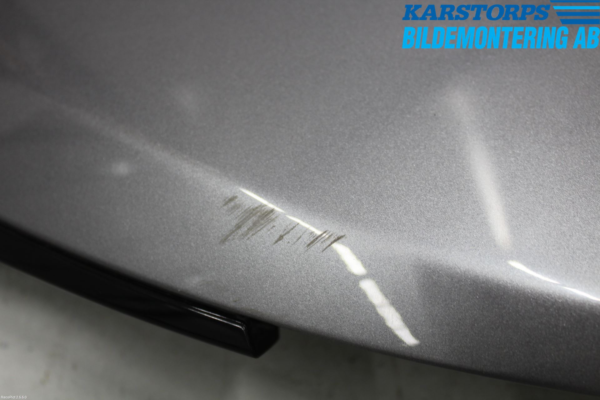 Jaguar XF 08-15 Spoiler Baklucka