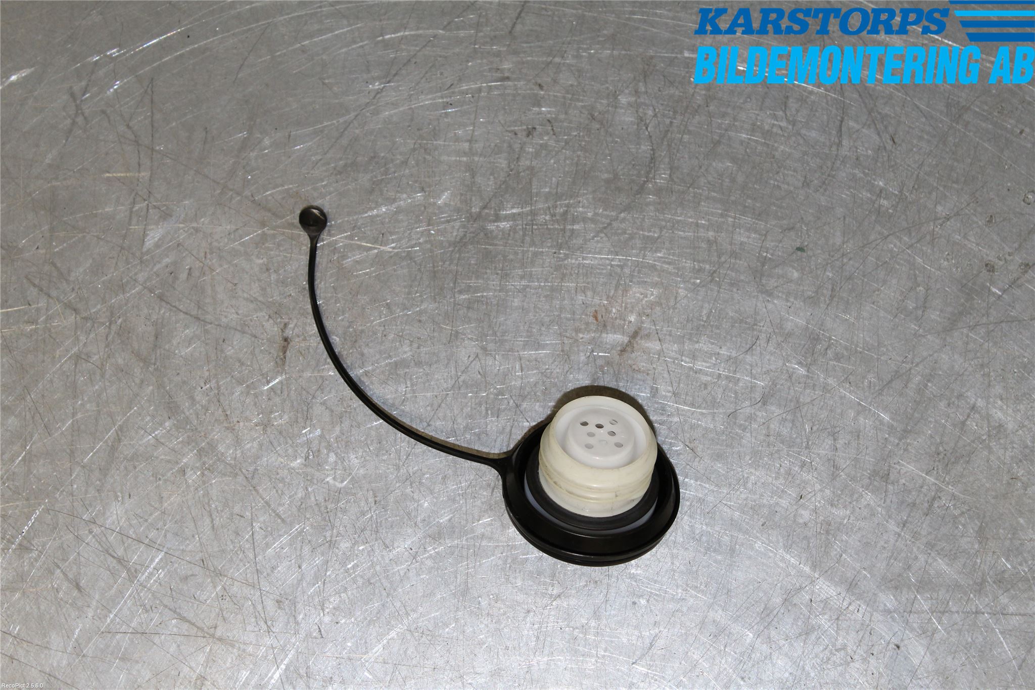 Nissan QASHQAI 10-14 Bränsletankslock